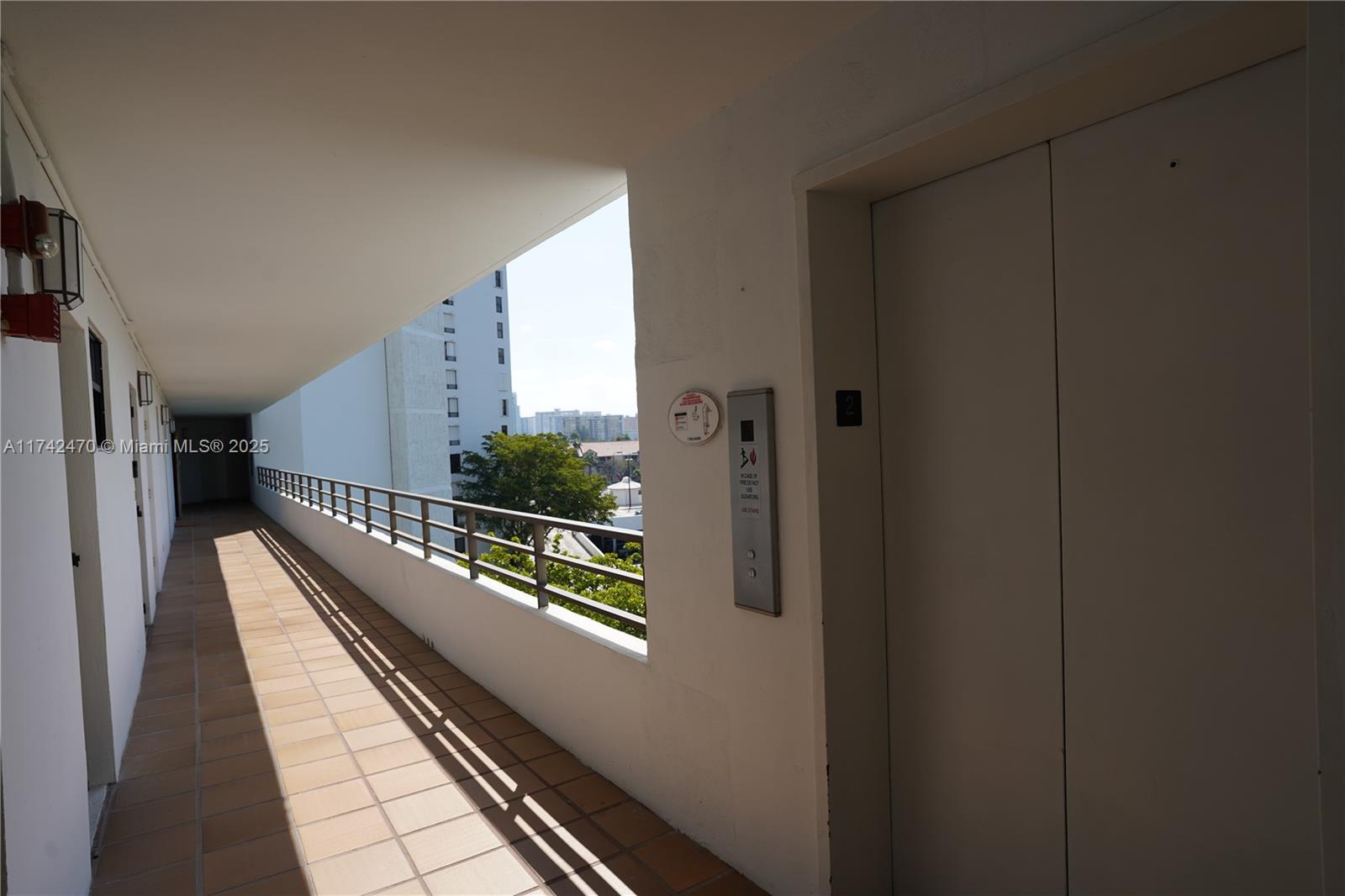 OLYMPUS CONDO PHASE - Residential