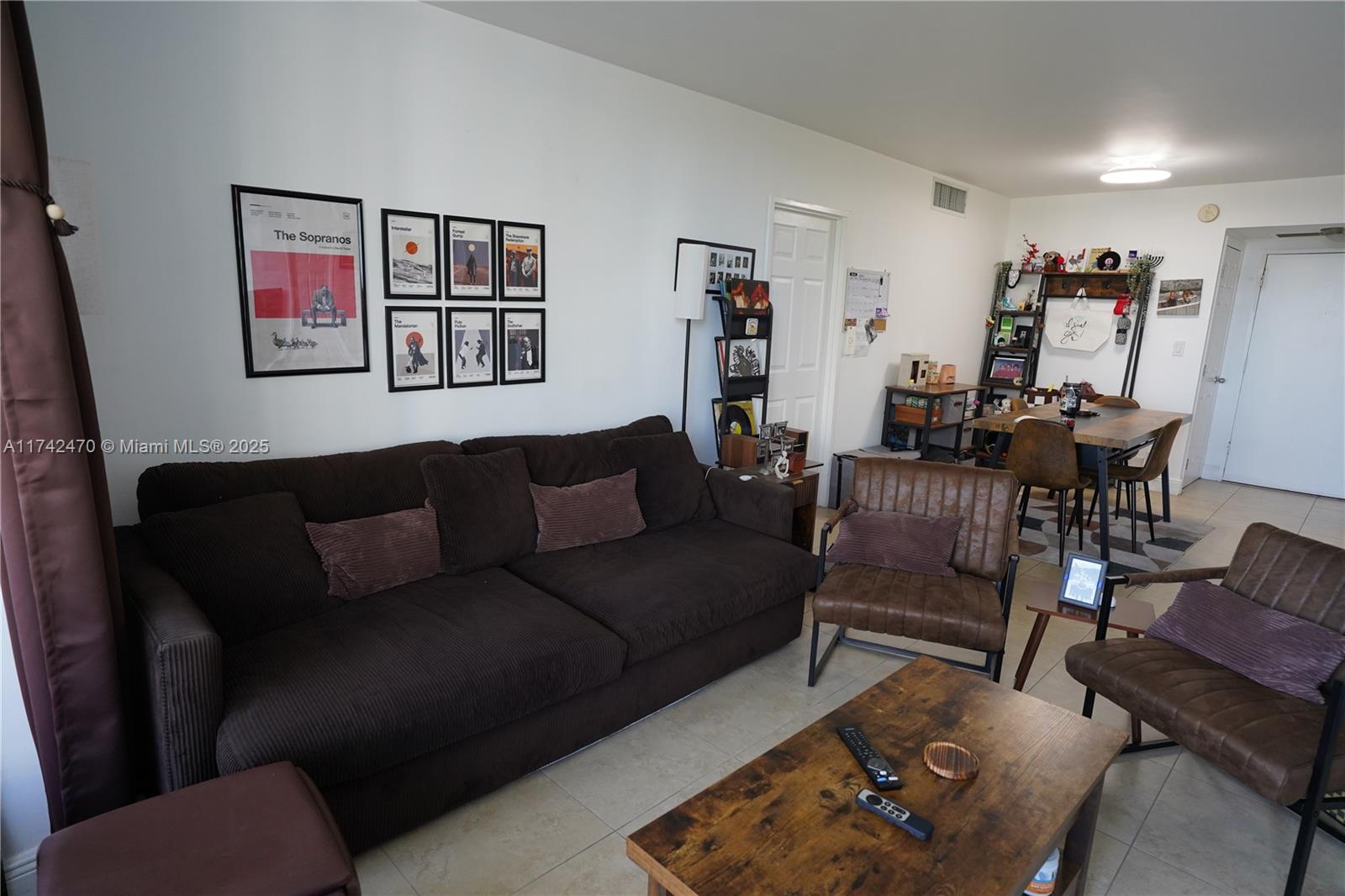 OLYMPUS CONDO PHASE - Residential