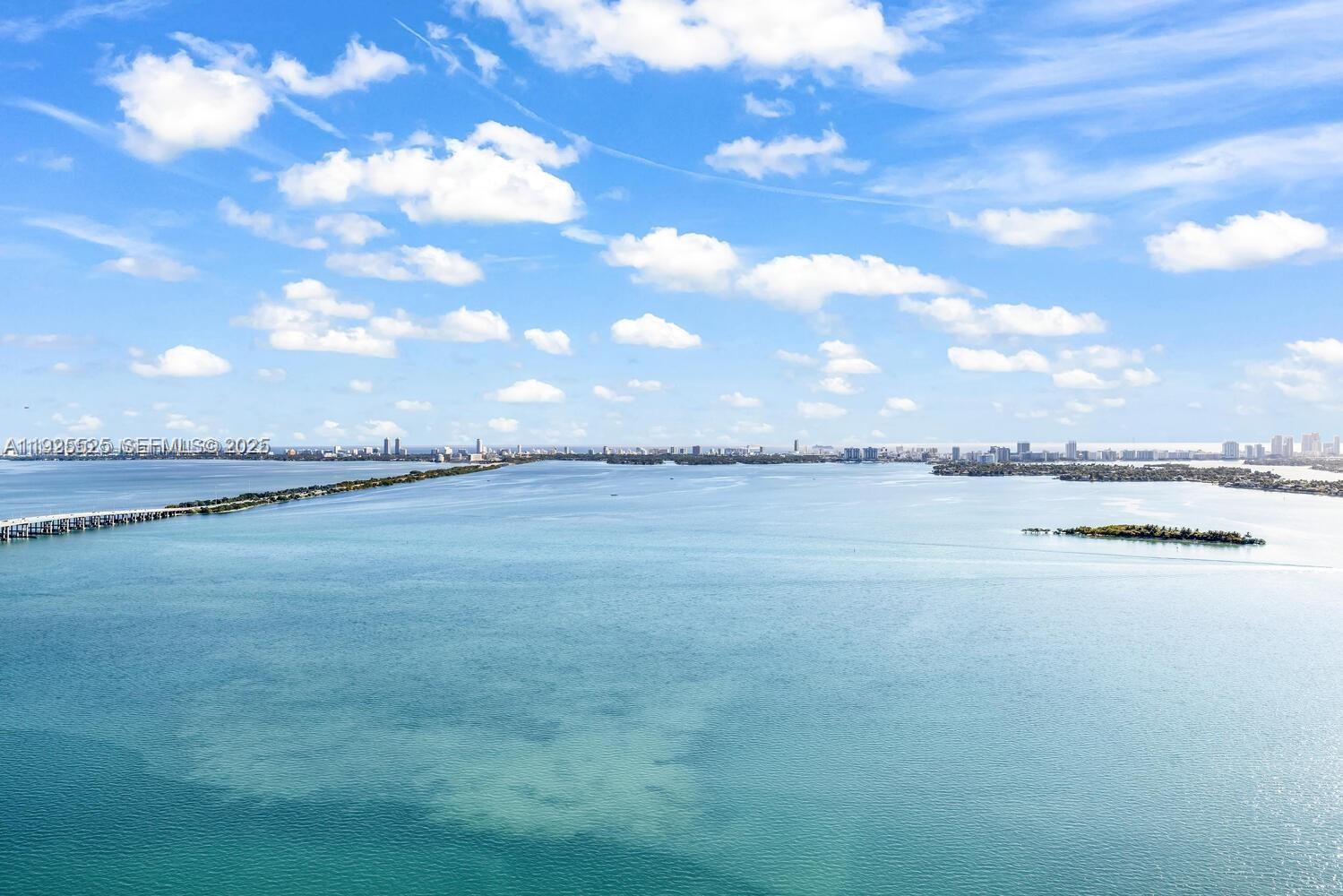 ICON BAY CONDO - Residential