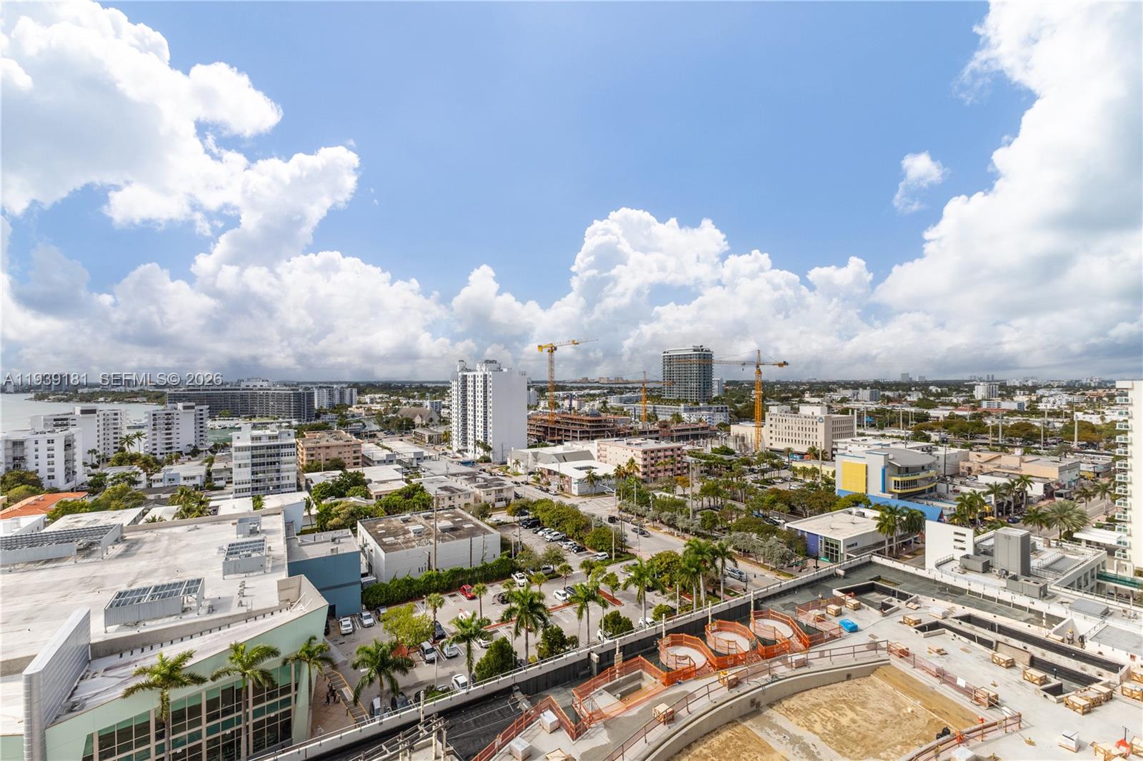 NORTH CARILLON BEACH COND - Residential