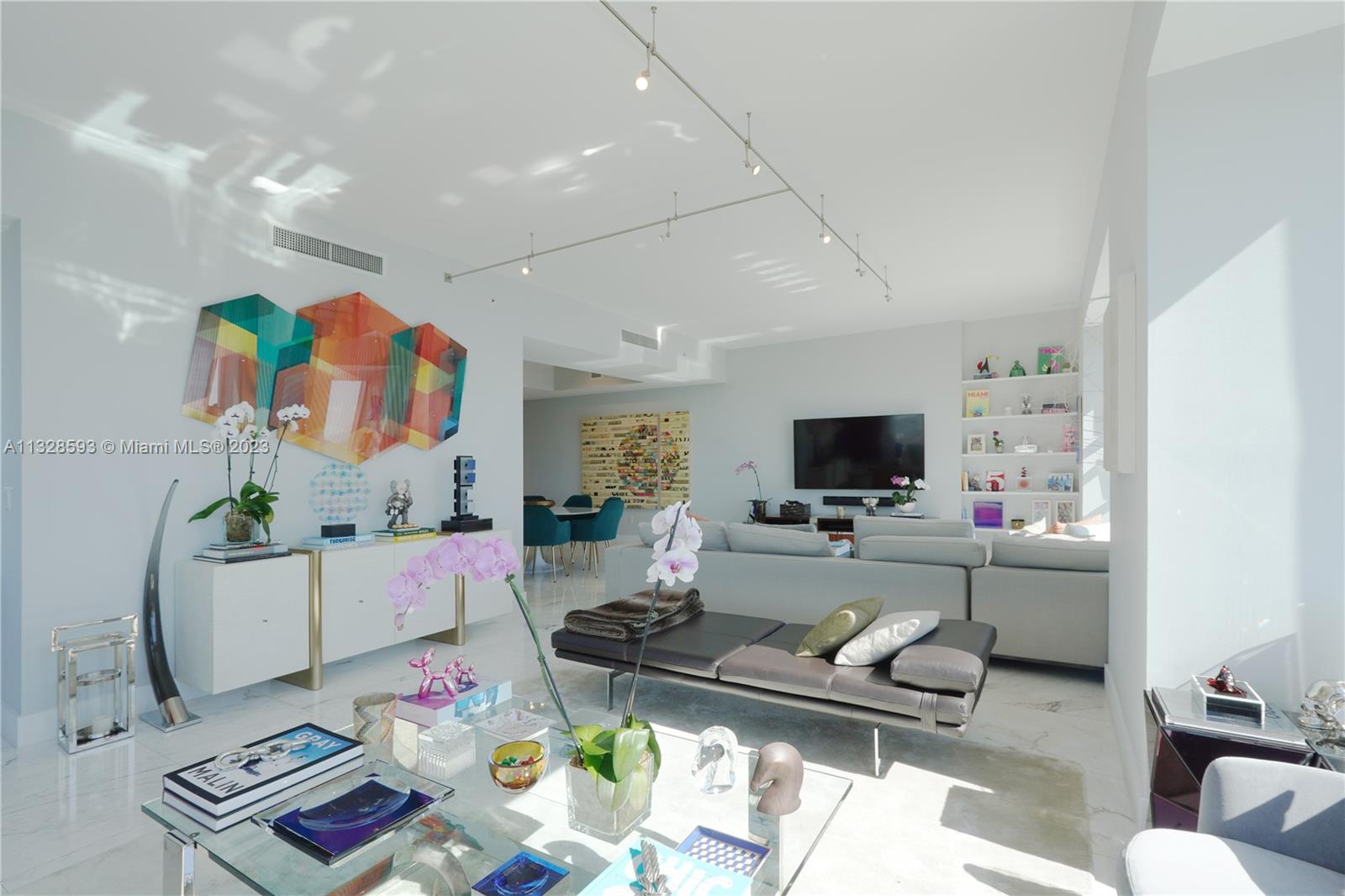 MILLENNIUM TOWER RESIDENC - Residential