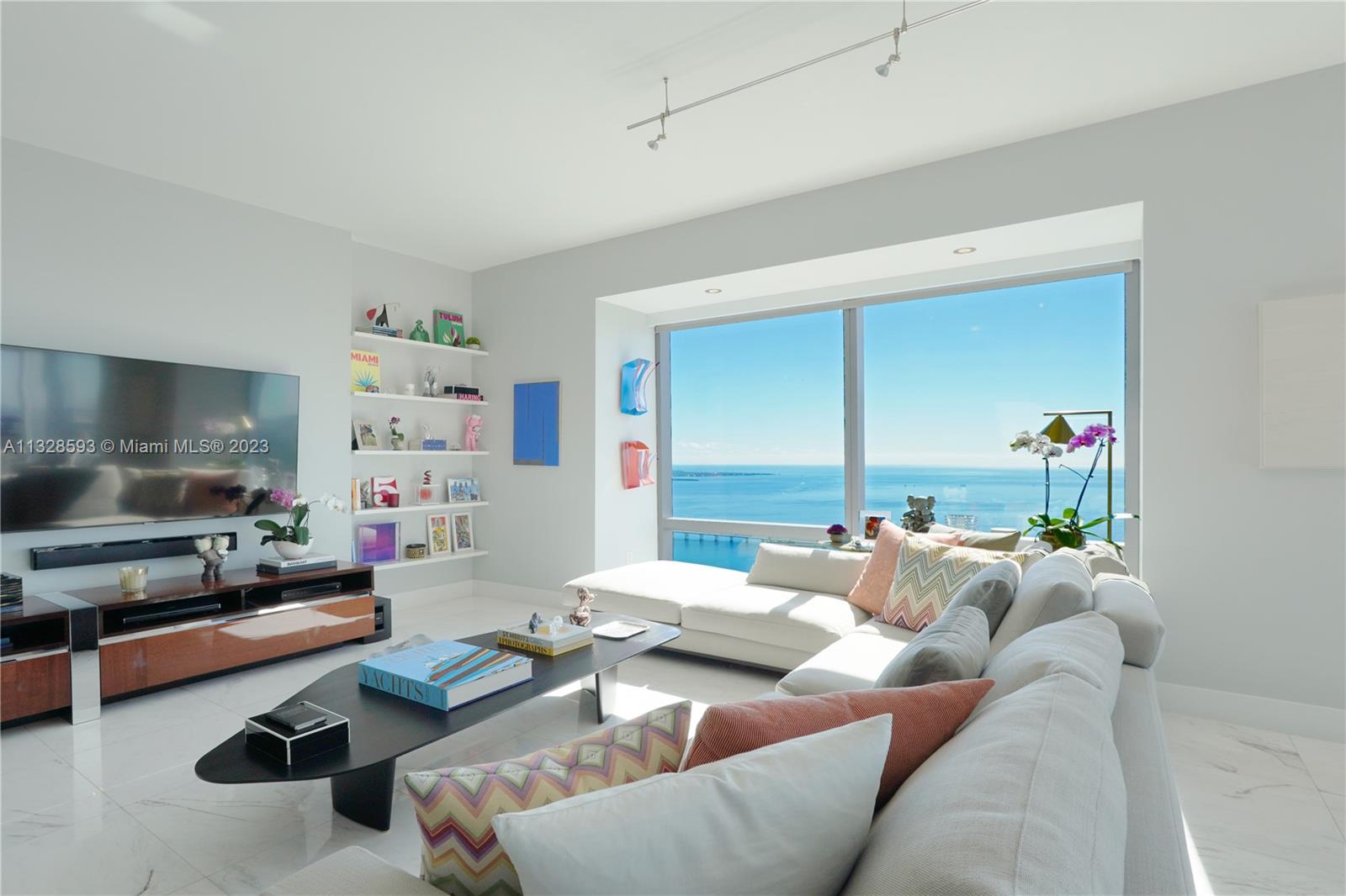 MILLENNIUM TOWER RESIDENC - Residential