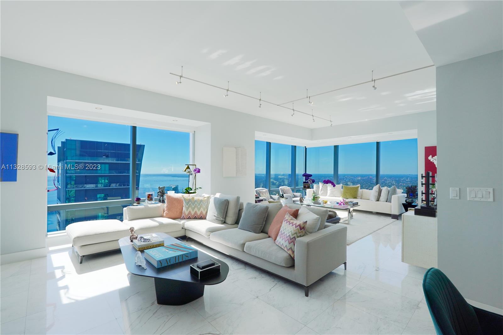 MILLENNIUM TOWER RESIDENC - Residential