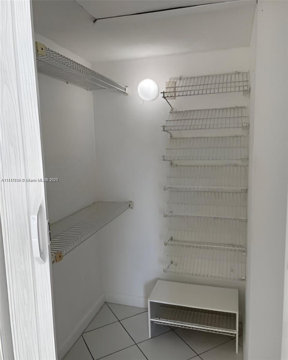 CHATILLON HALL CONDOMINIU - Residential