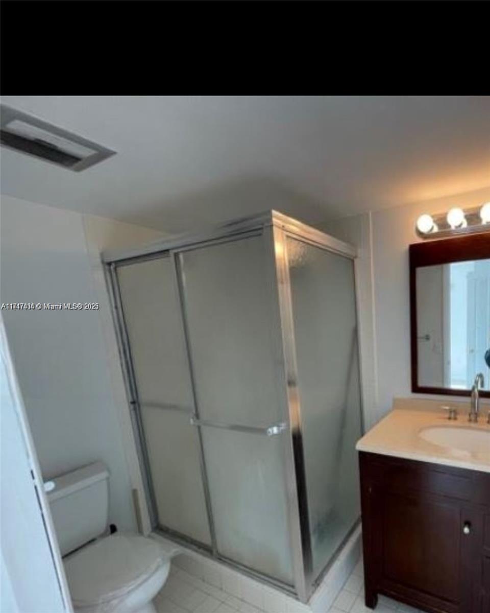 CHATILLON HALL CONDOMINIU - Residential
