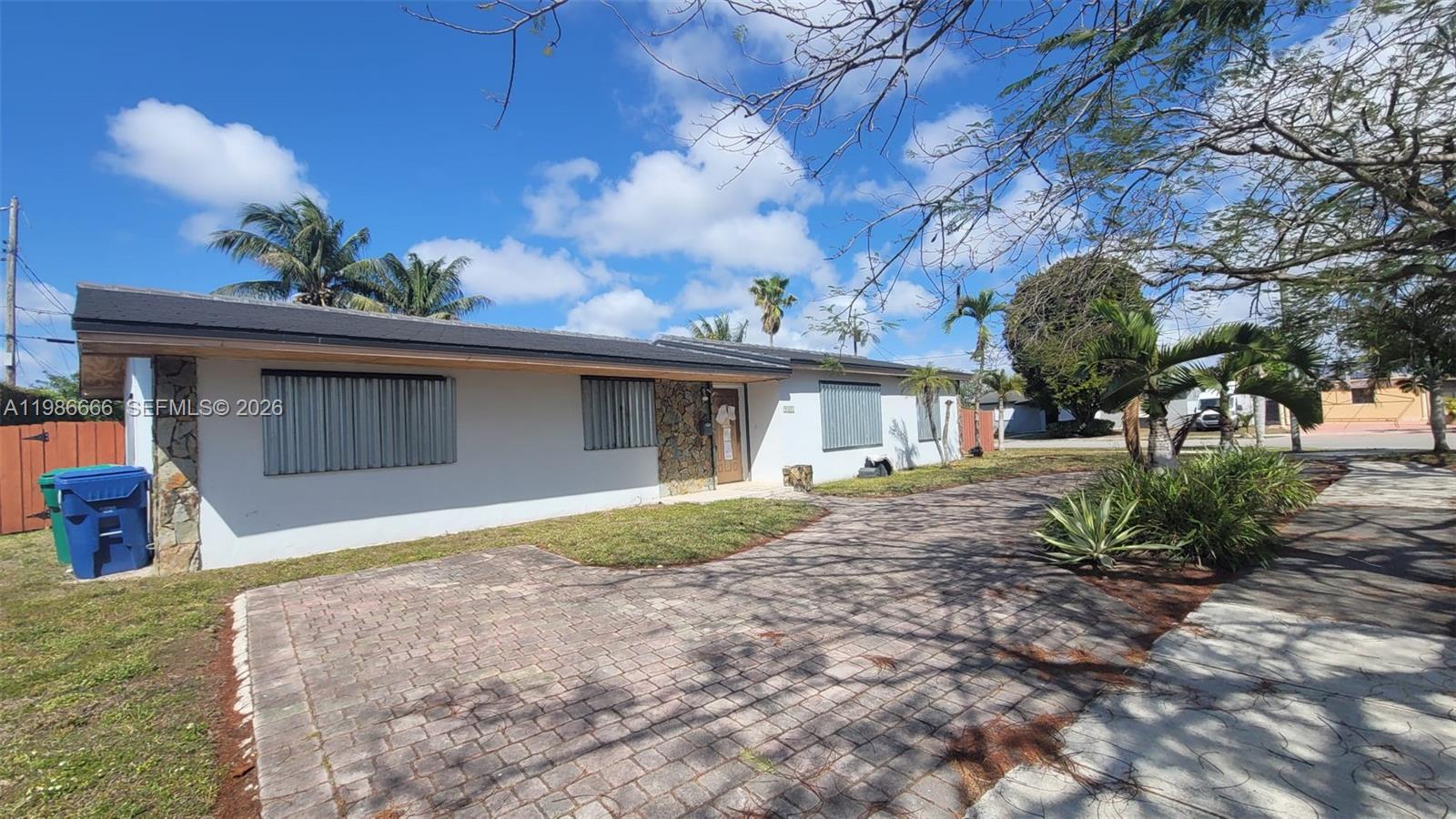 CORAL PK EST SEC 6 - Residential