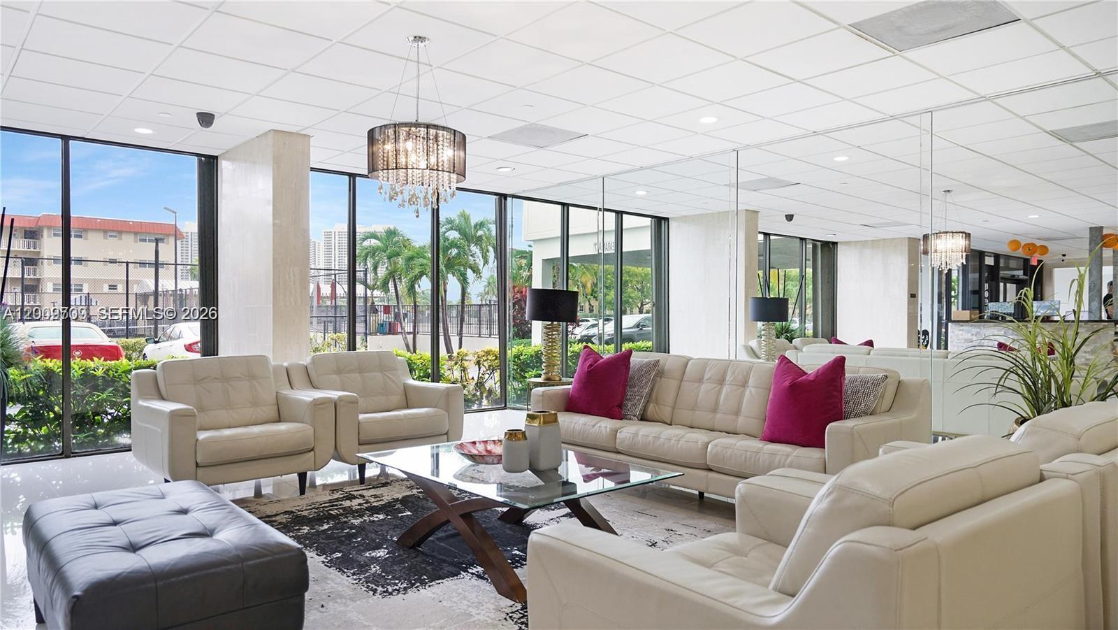 AVANT GARDE CONDO - Residential