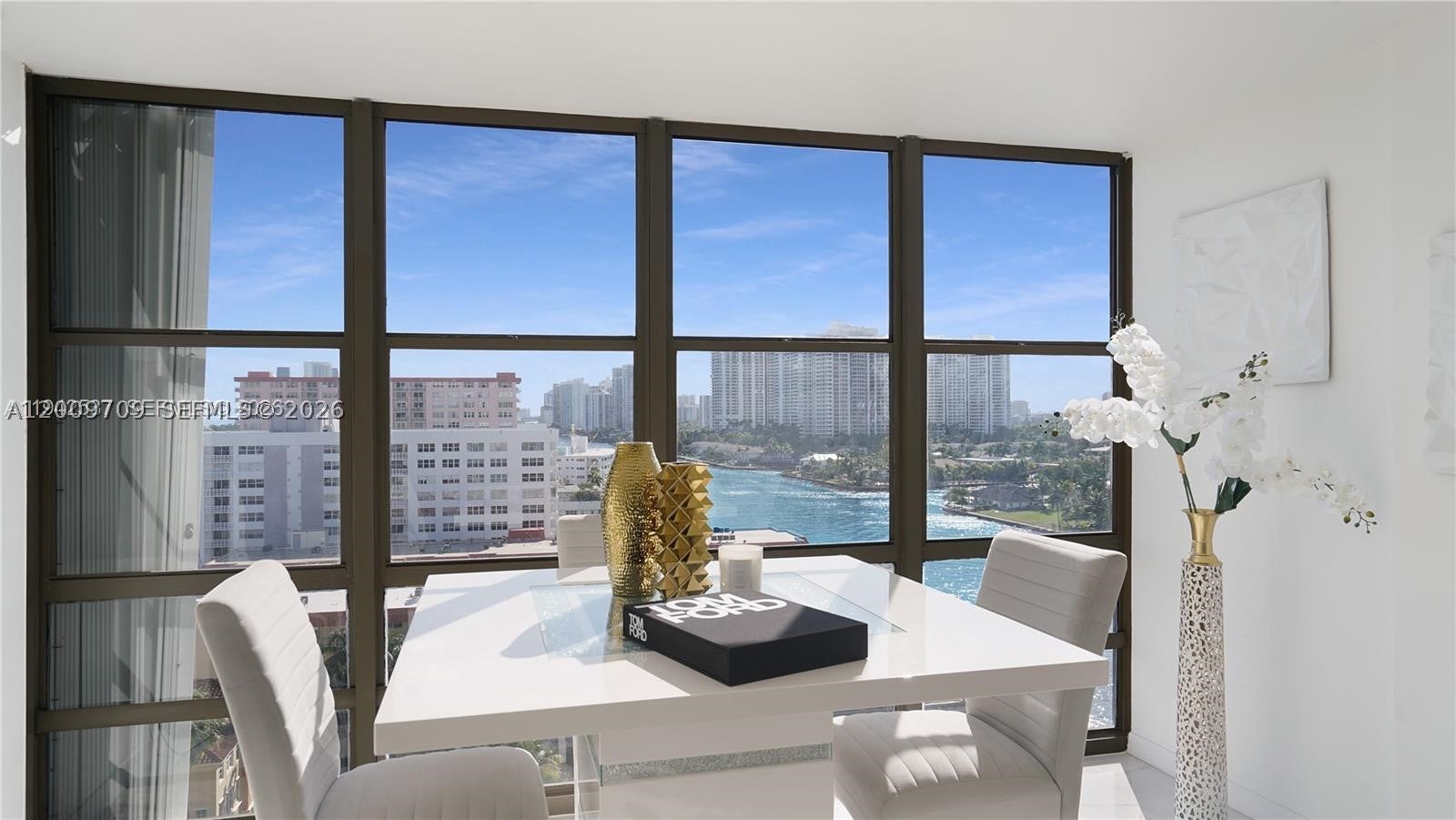 2017 S Ocean Dr 1206