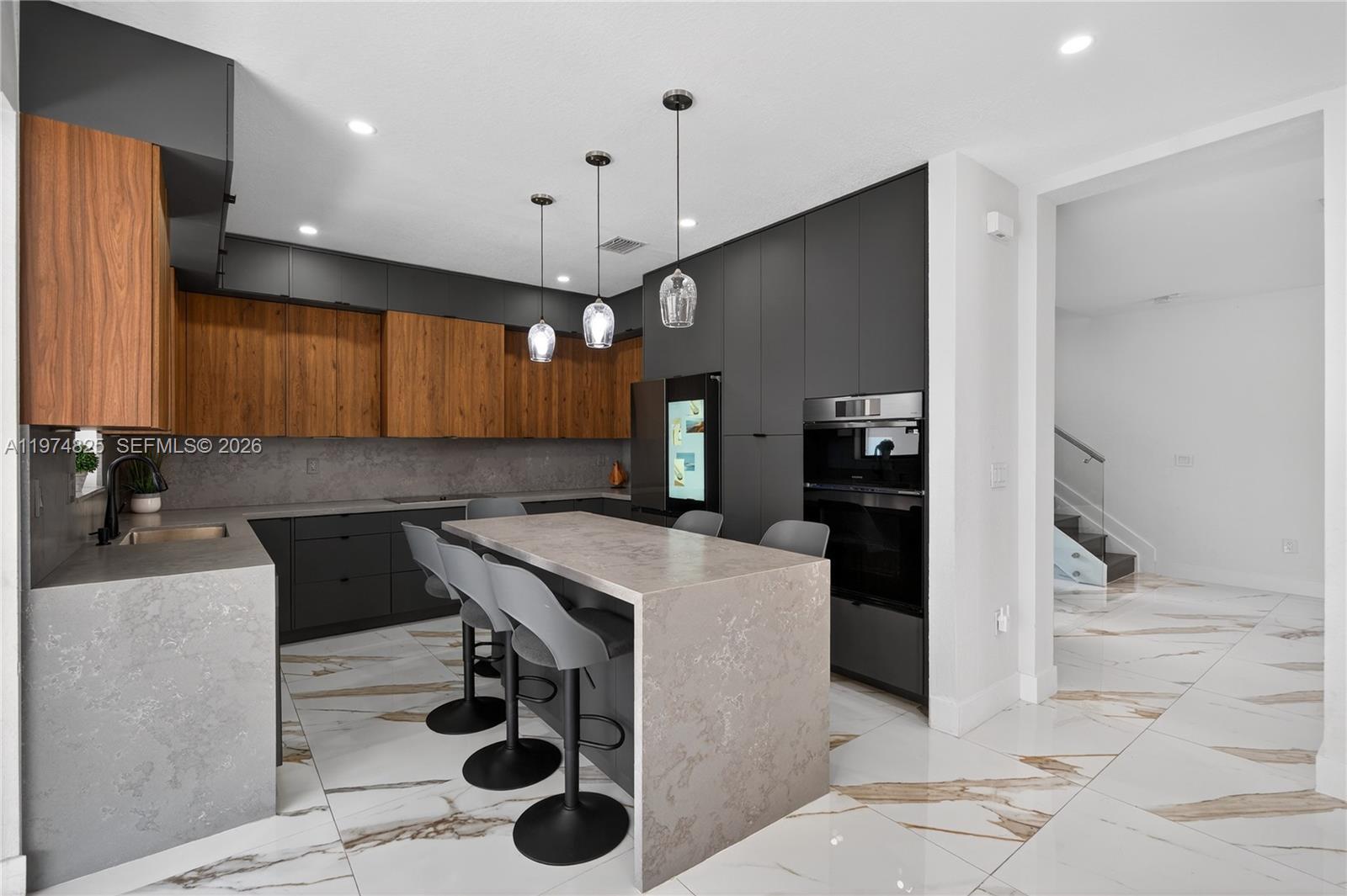 View photos, virtual tours, details... 3542 W 93rd Pl