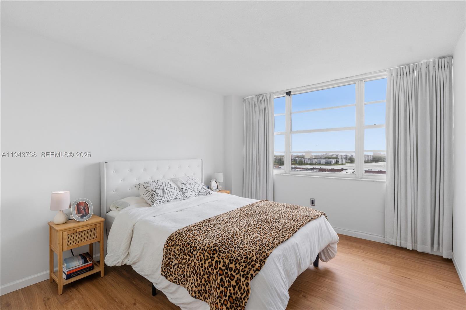 BUCKLEY TOWERS CONDO - EA - Residential