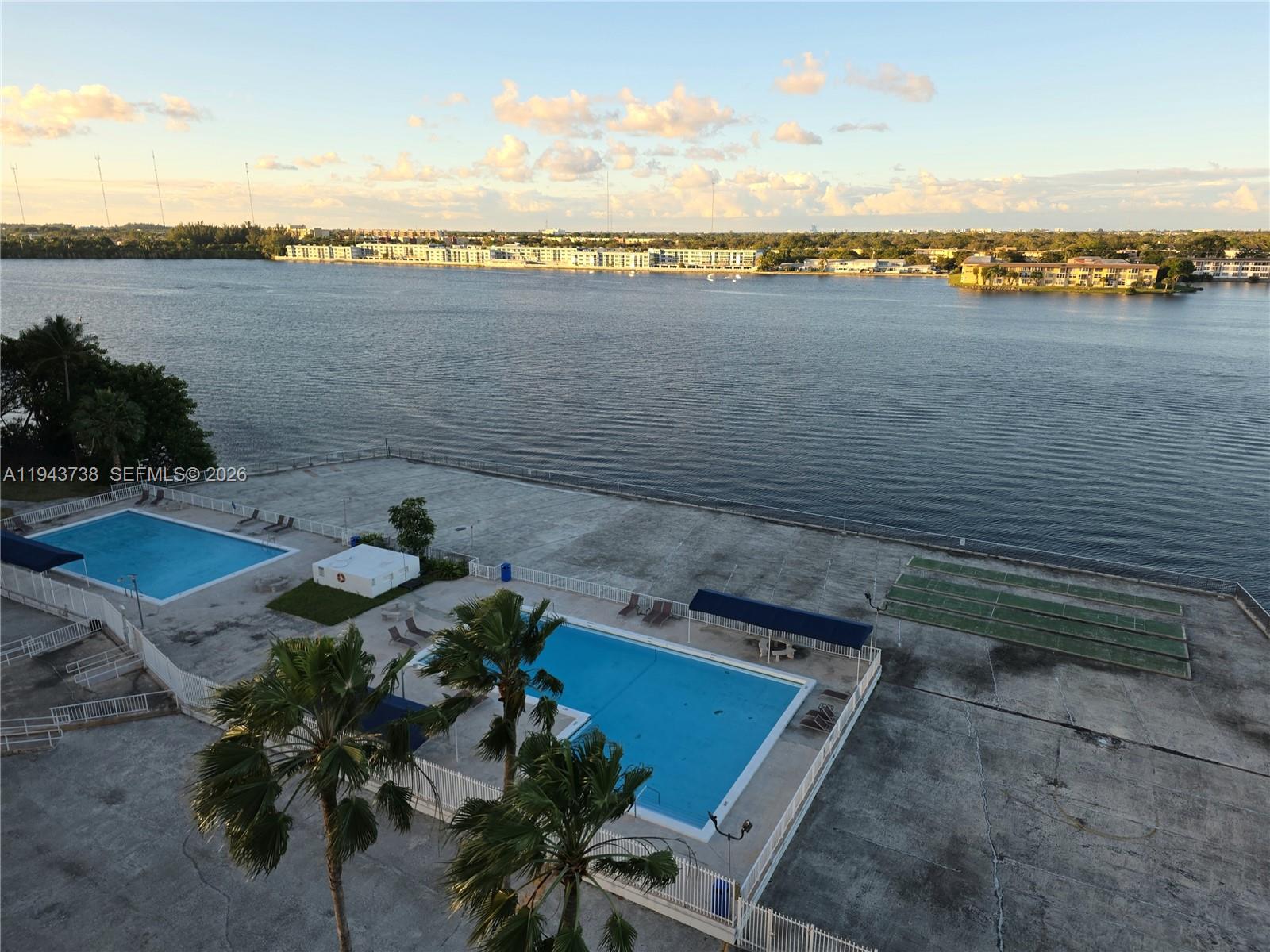 BUCKLEY TOWERS CONDO - EA - Residential