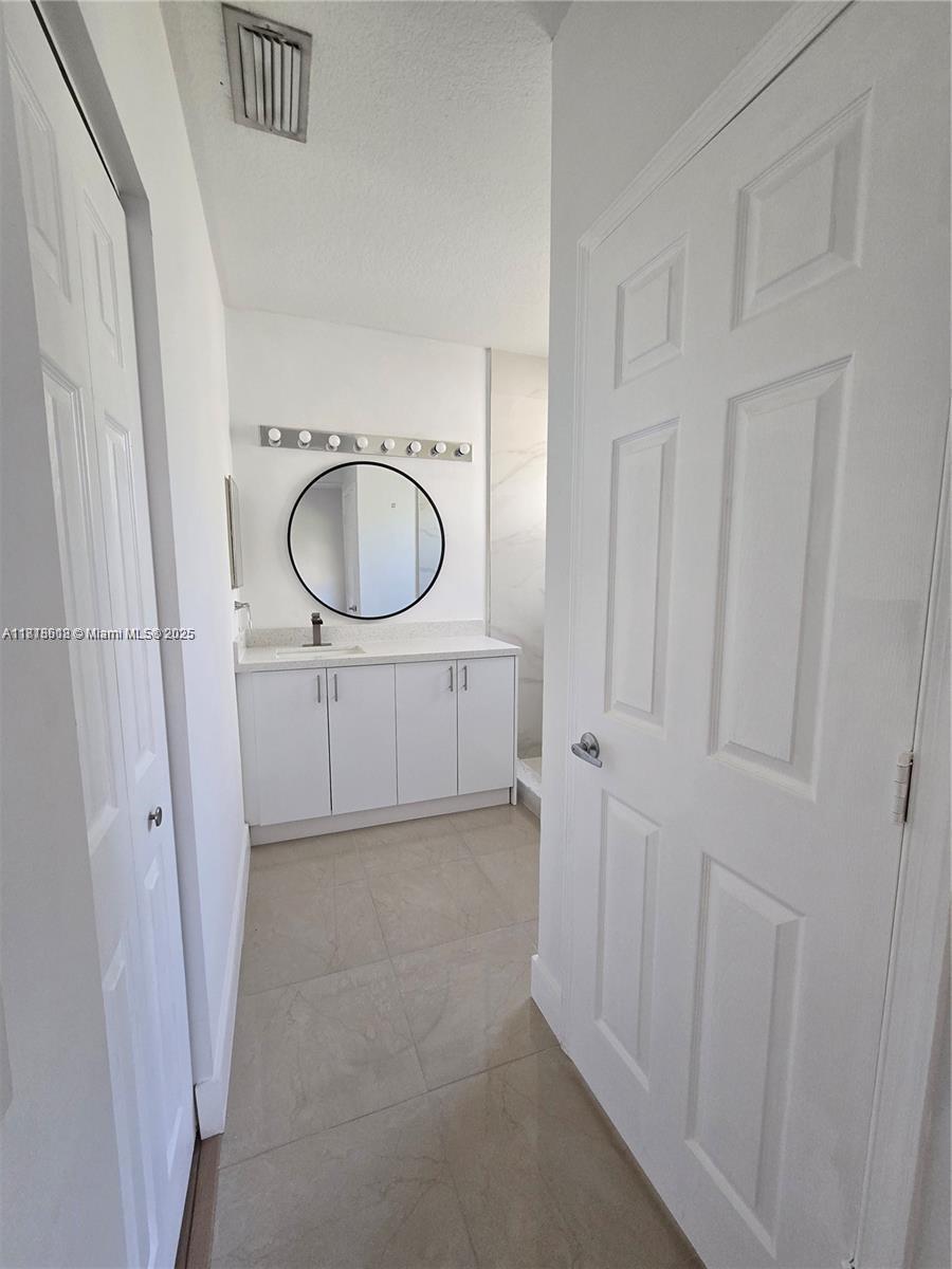 NEW RIVER ESTATES SEC 6 - Residential