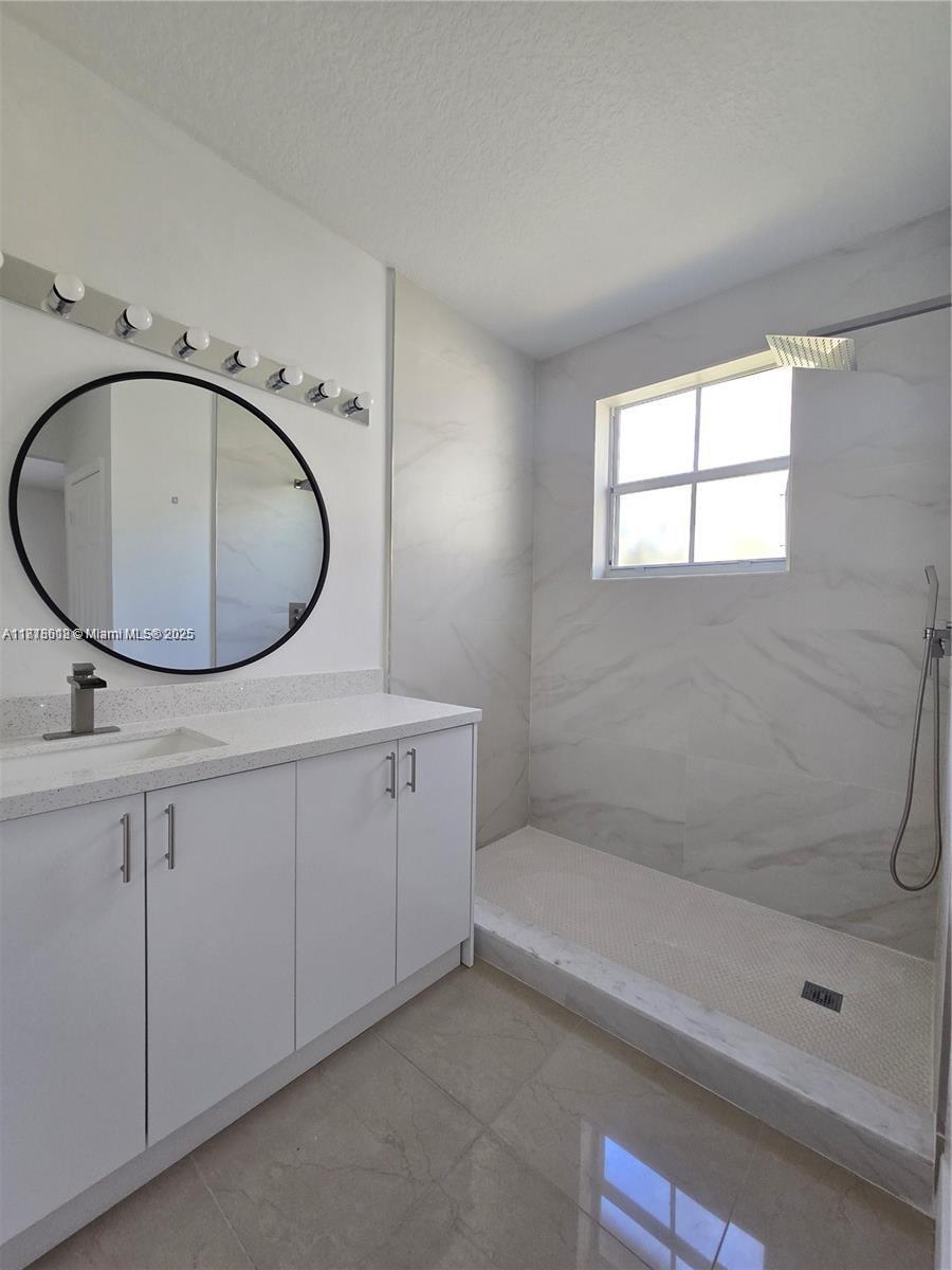NEW RIVER ESTATES SEC 6 - Residential