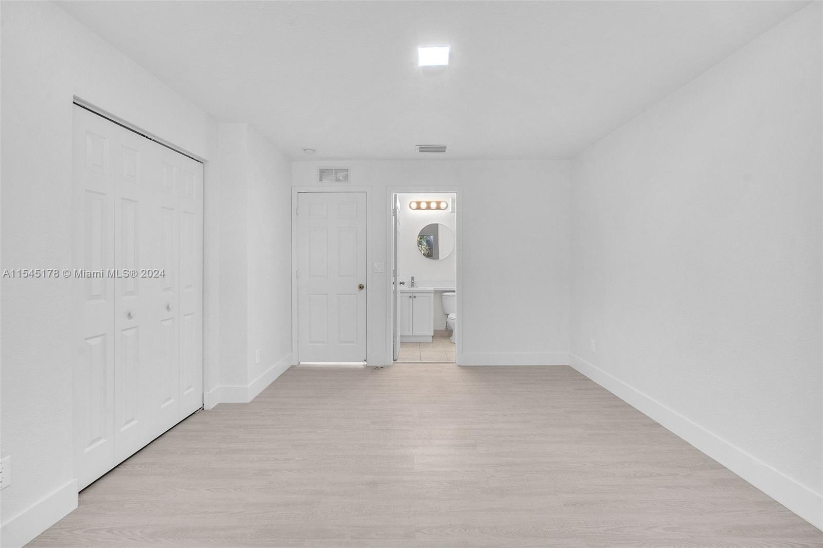 S & R OF INVERRARY - Residential