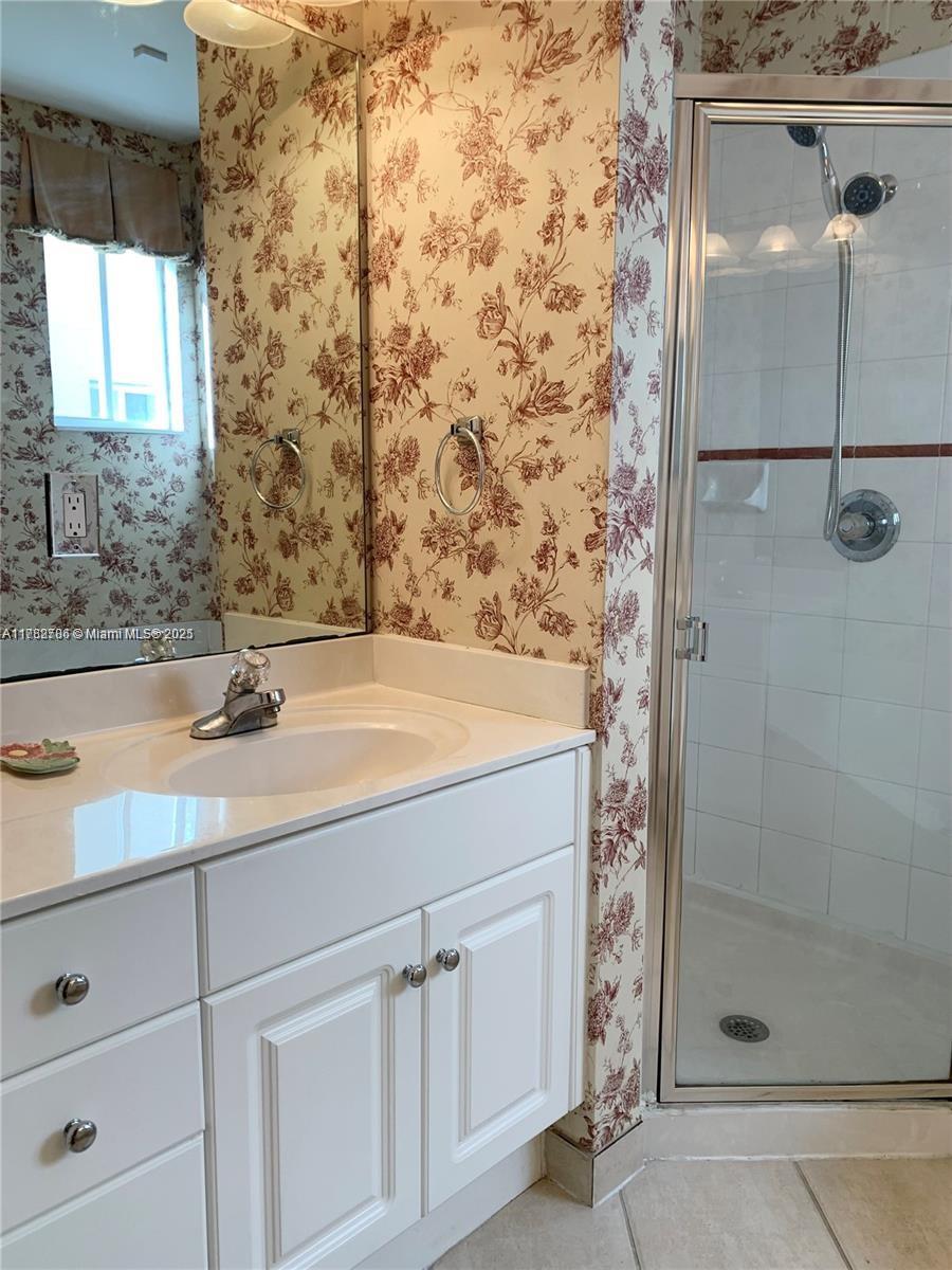 SECTOR 2-PARCELS 21A 25 2 - Residential Lease