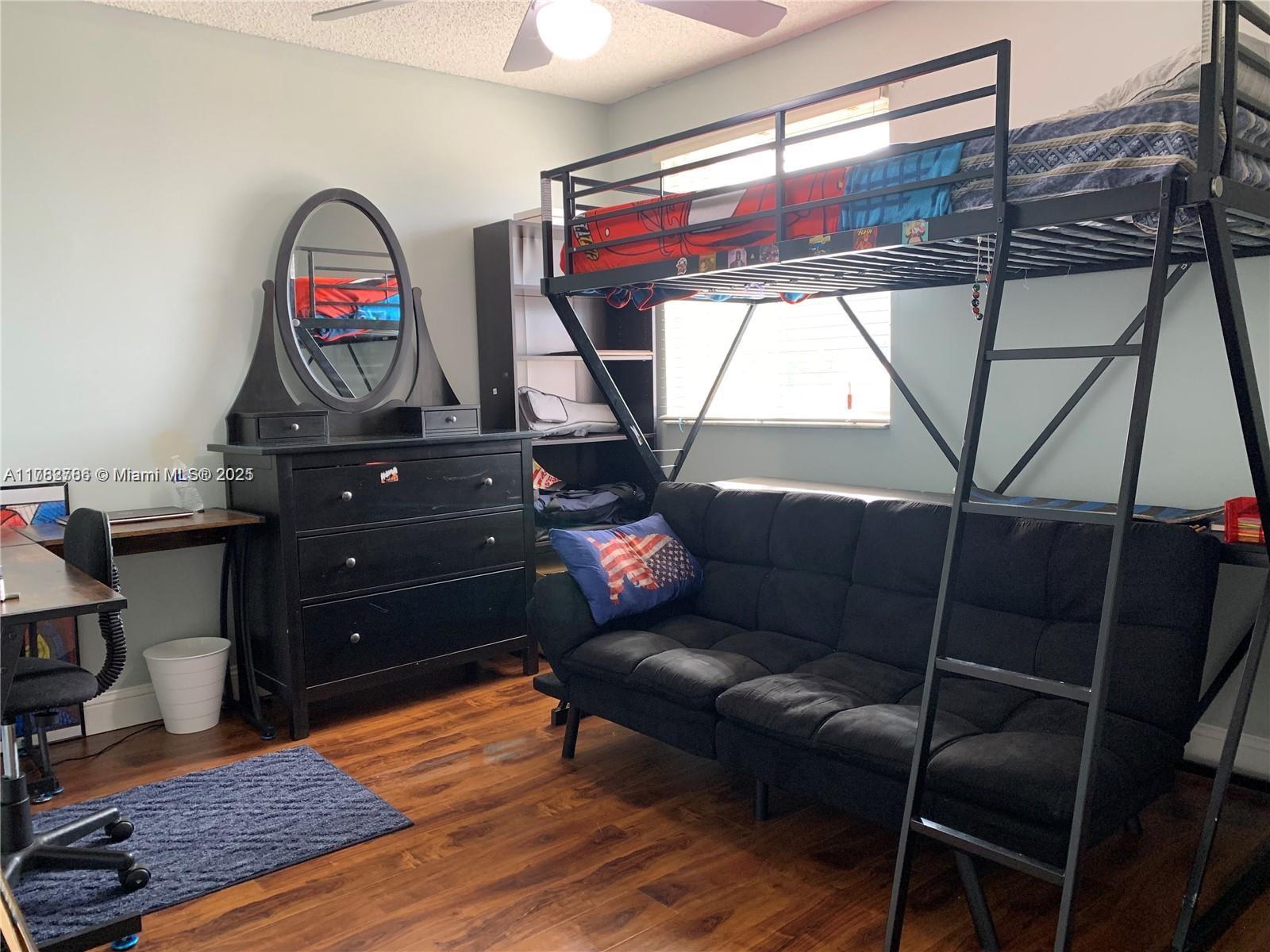 SECTOR 2-PARCELS 21A 25 2 - Residential Lease