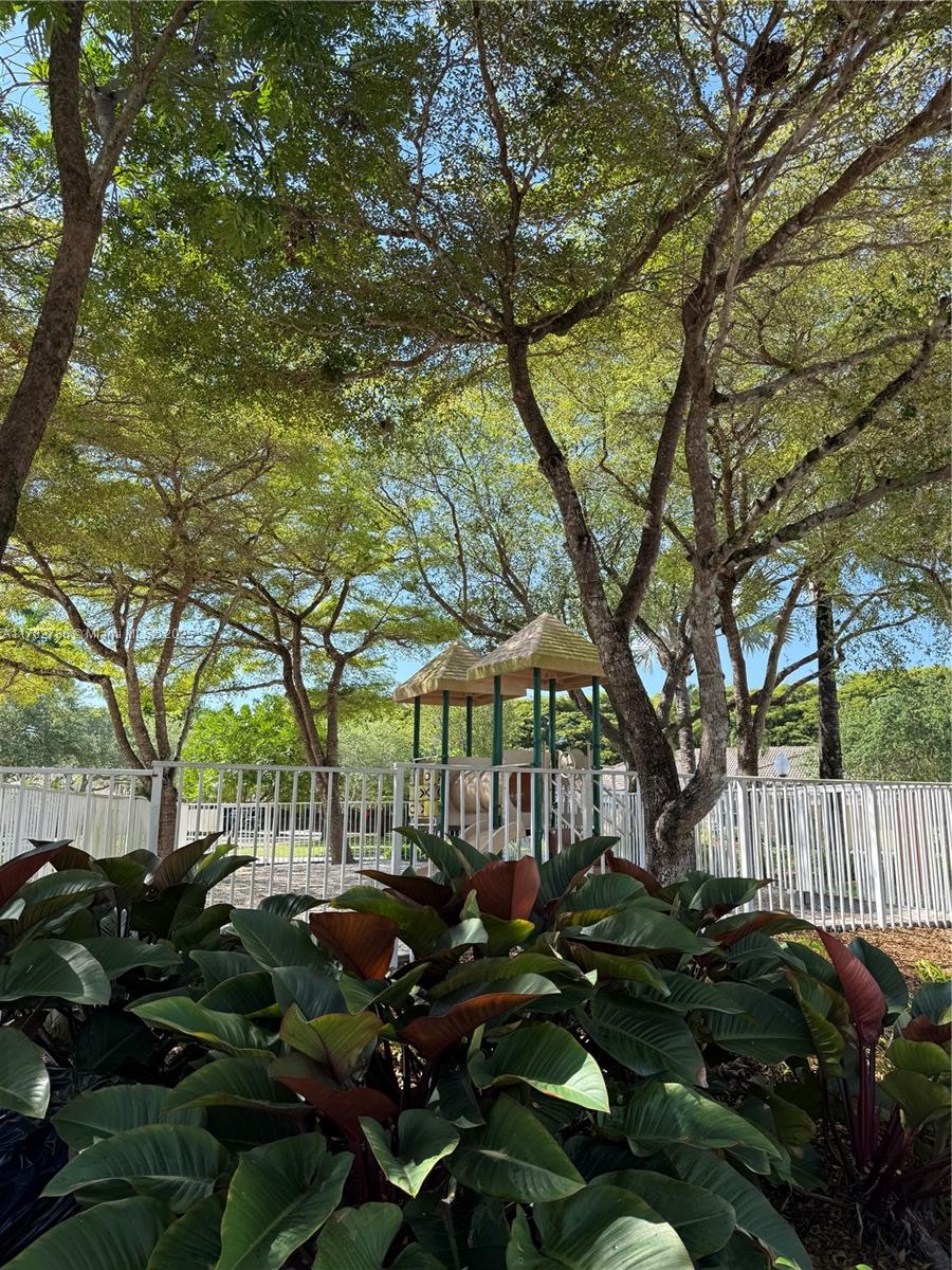 SECTOR 2-PARCELS 21A 25 2 - Residential Lease