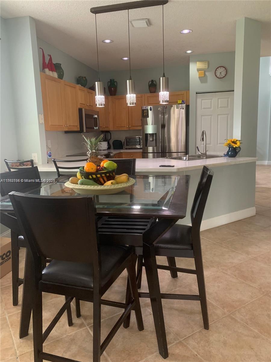 SECTOR 2-PARCELS 21A 25 2 - Residential Lease