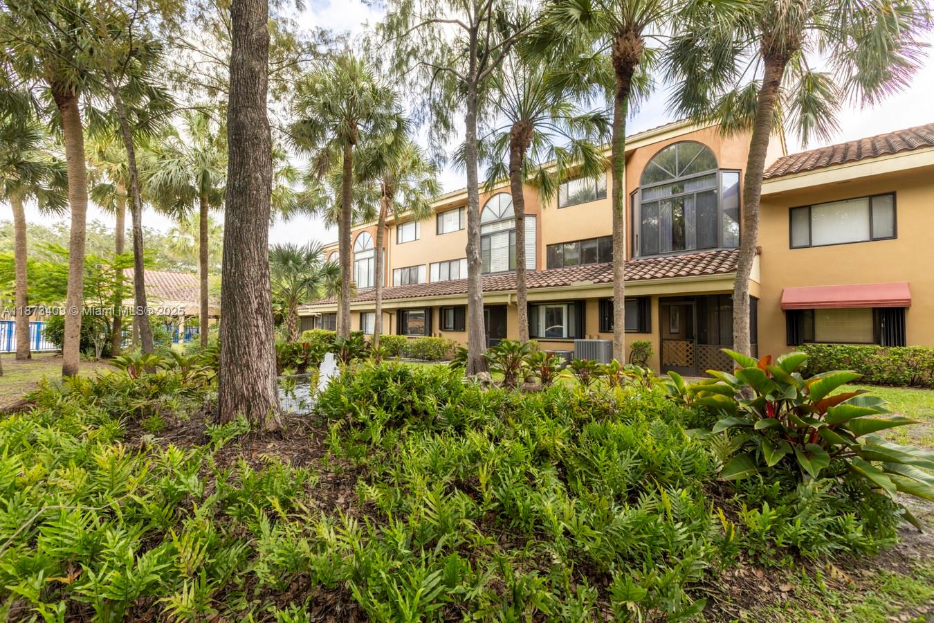 CELEBRATION POINT CONDO - Residential