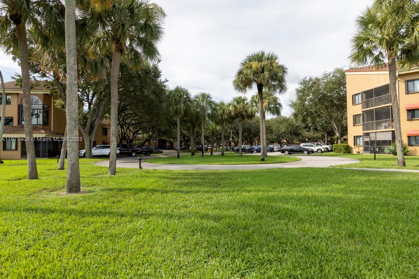 CELEBRATION POINT CONDO - Residential