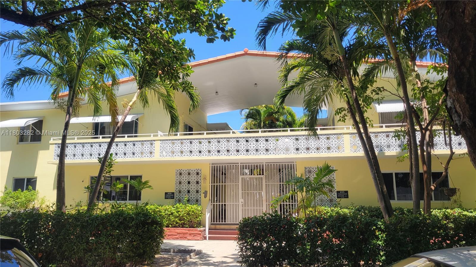 Property for Sale at 659 Meridian Ave 14, Miami Beach, Miami-Dade County, Florida - Bedrooms: 1 
Bathrooms: 1  - $229,000