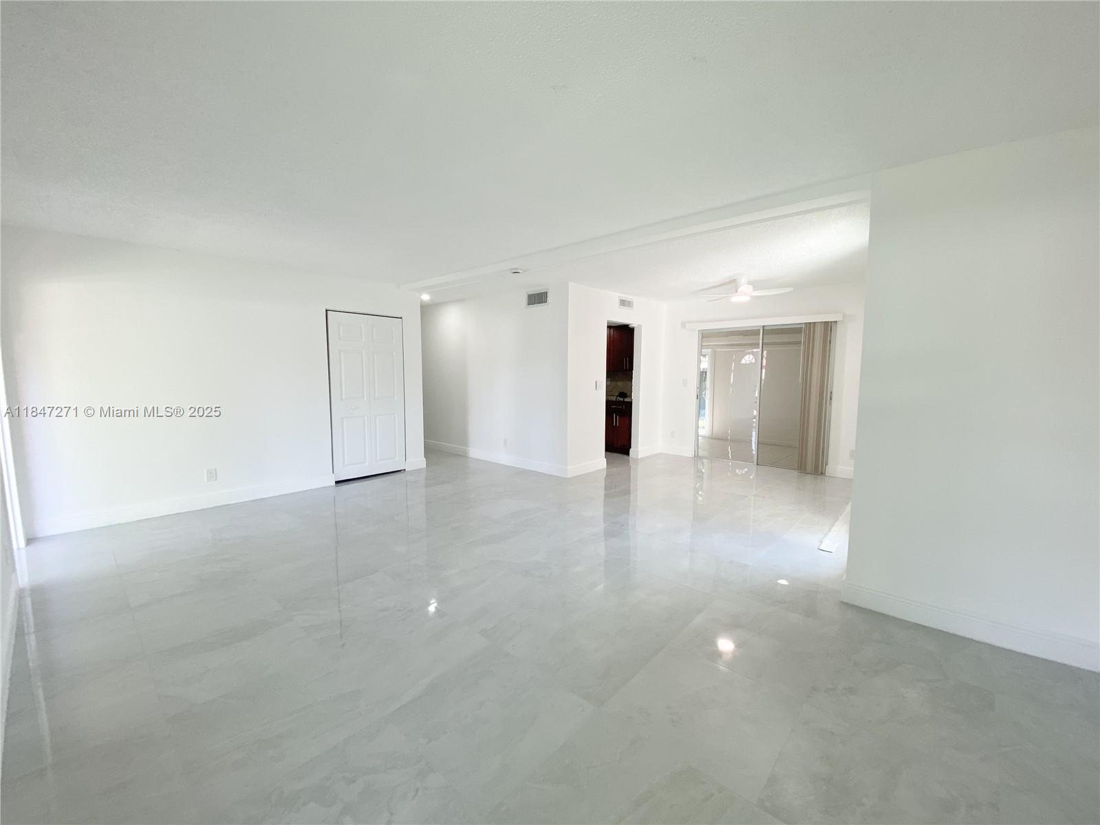 7805 NW 67th Ave