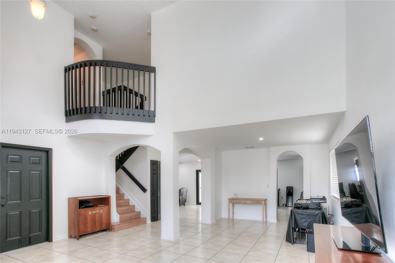 CHRISTOPHER GARDENS - Residential