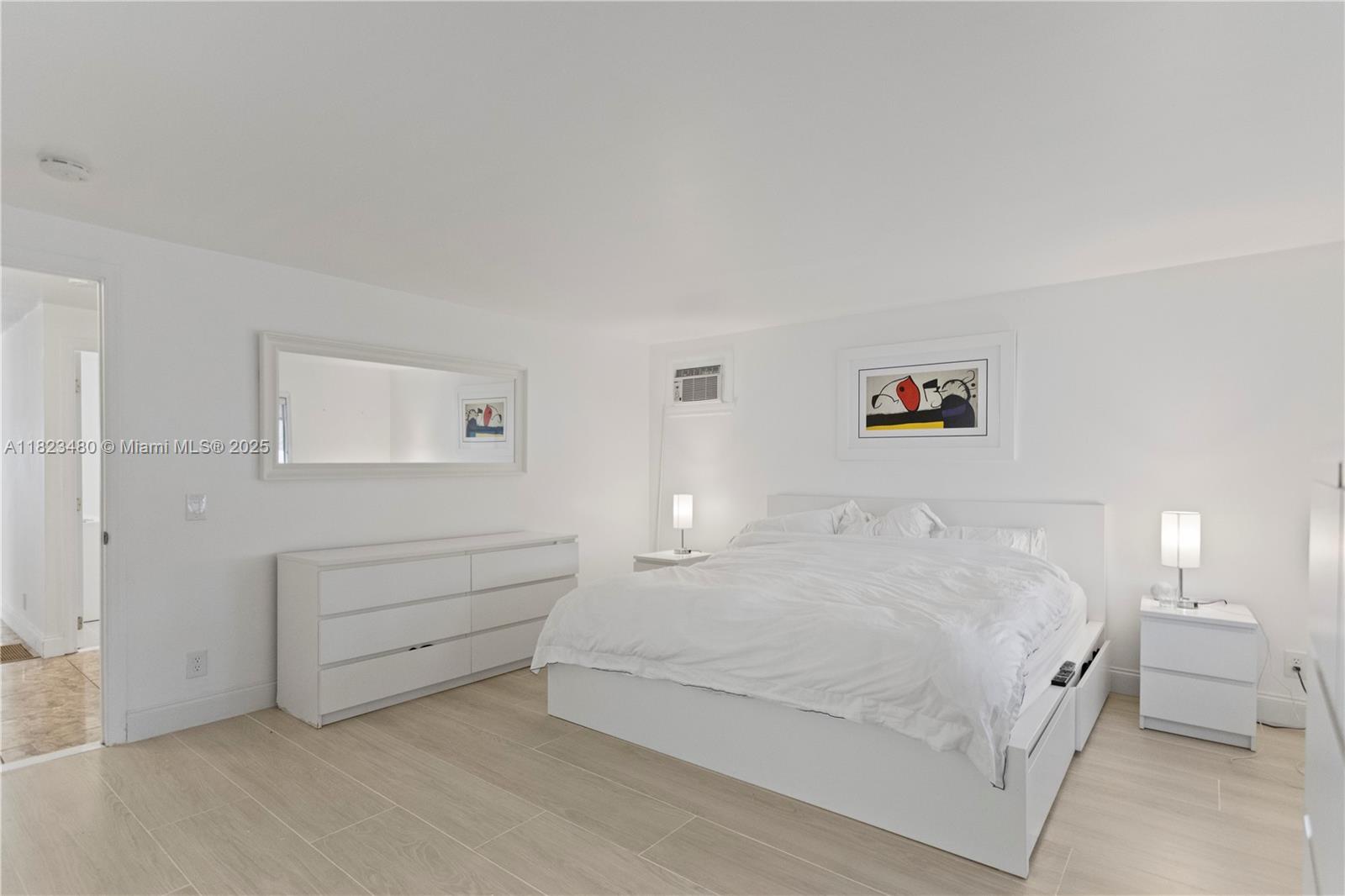 RAVENSWOOD ESTATES & MARI - Residential Lease