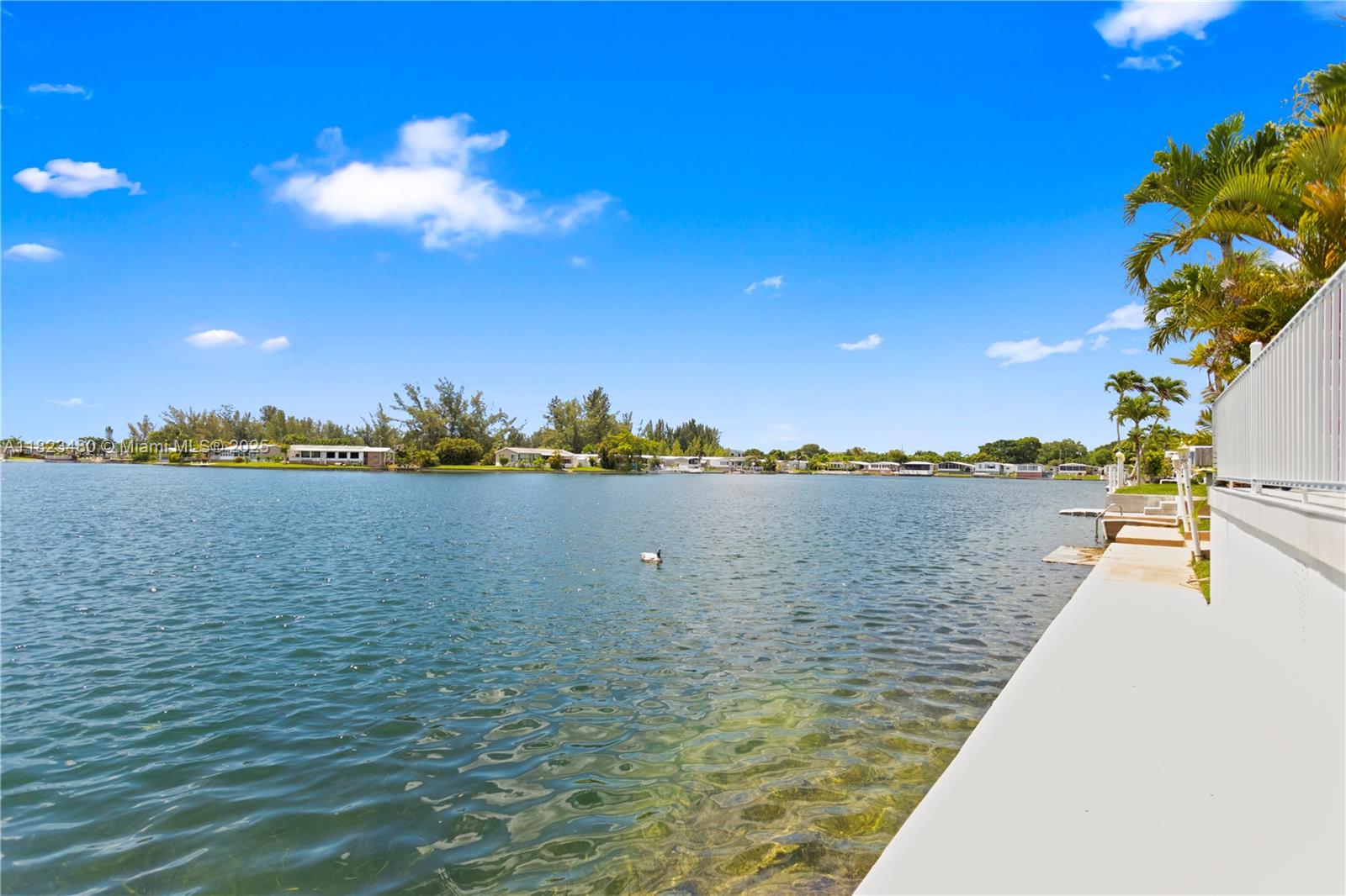 RAVENSWOOD ESTATES & MARI - Residential Lease