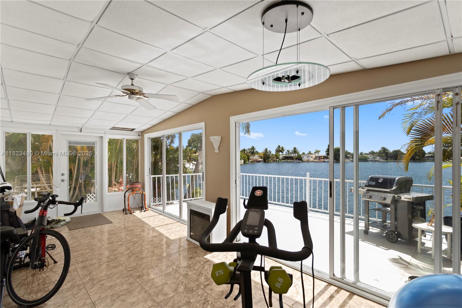 RAVENSWOOD ESTATES & MARI - Residential Lease