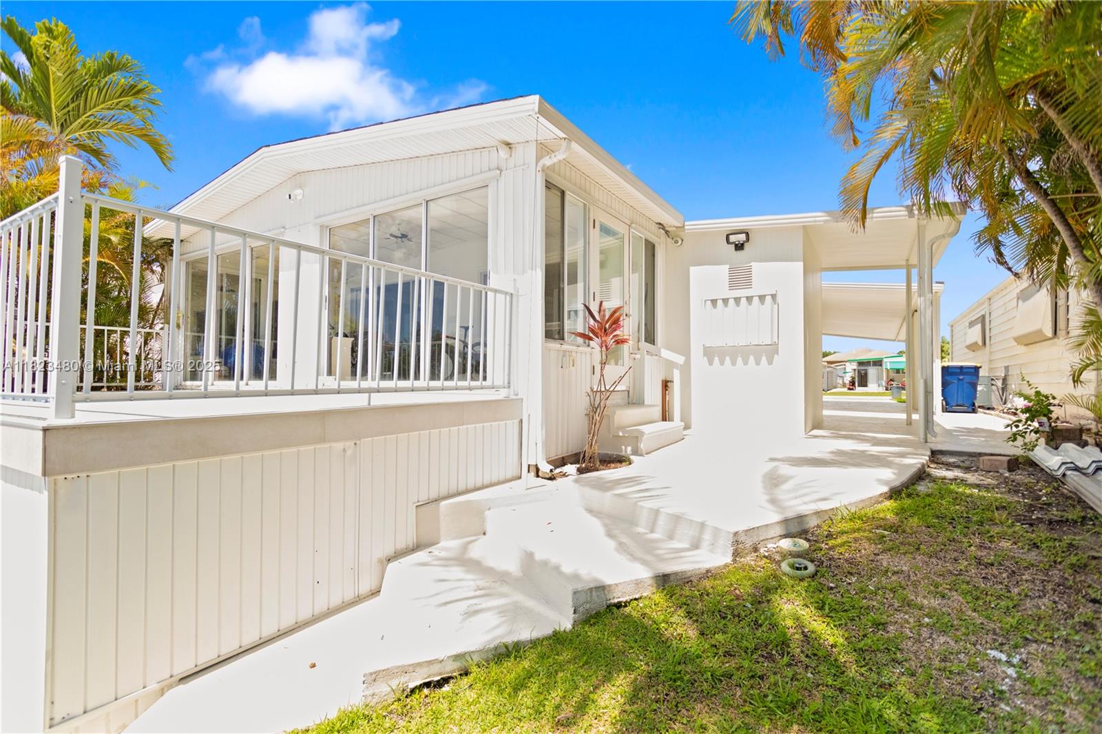 RAVENSWOOD ESTATES & MARI - Residential Lease