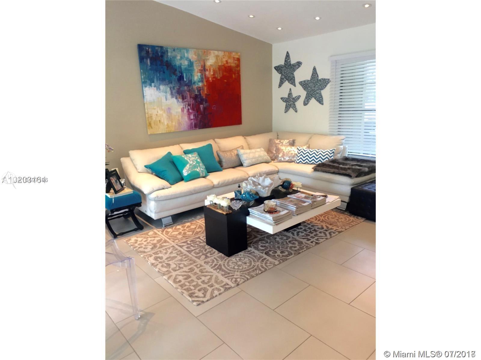 SHADYWOOD VILLAS - Residential