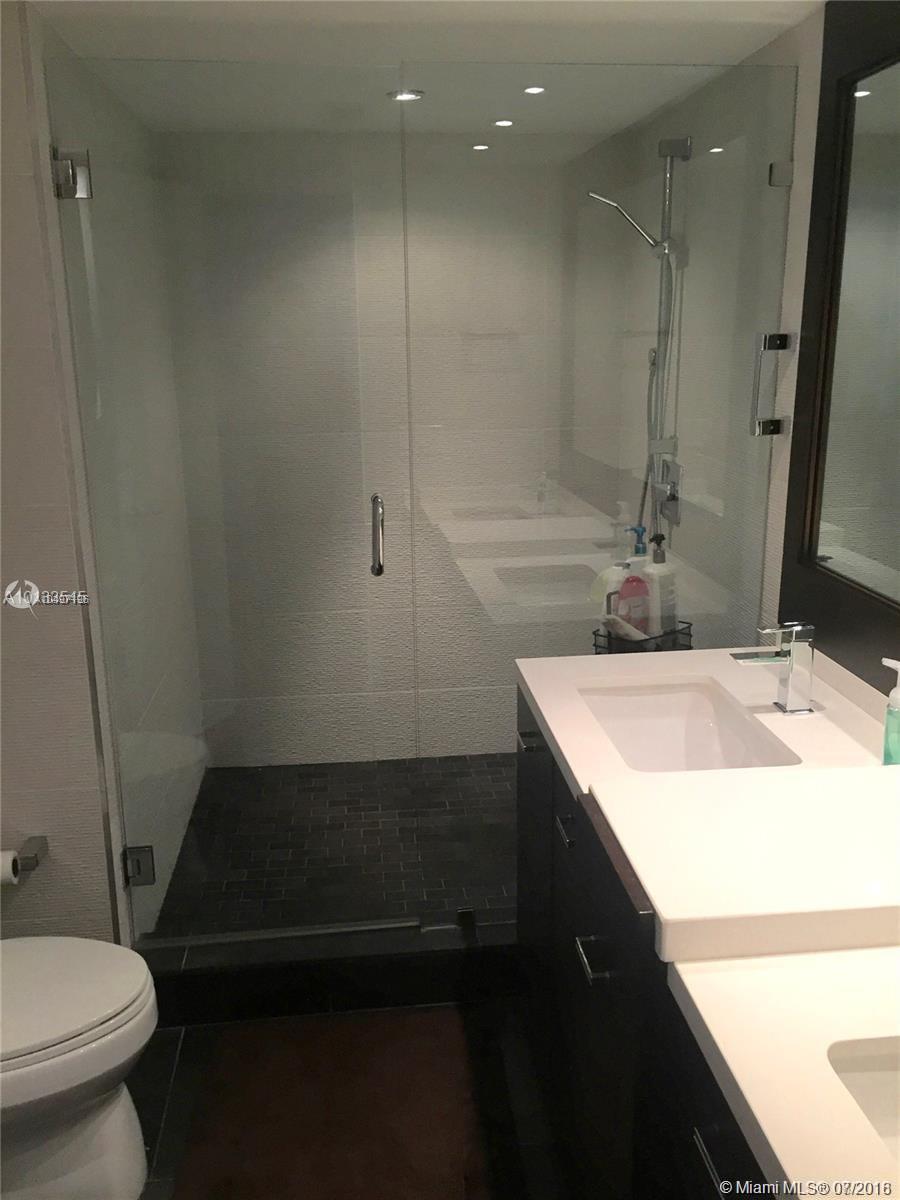 SHADYWOOD VILLAS - Residential