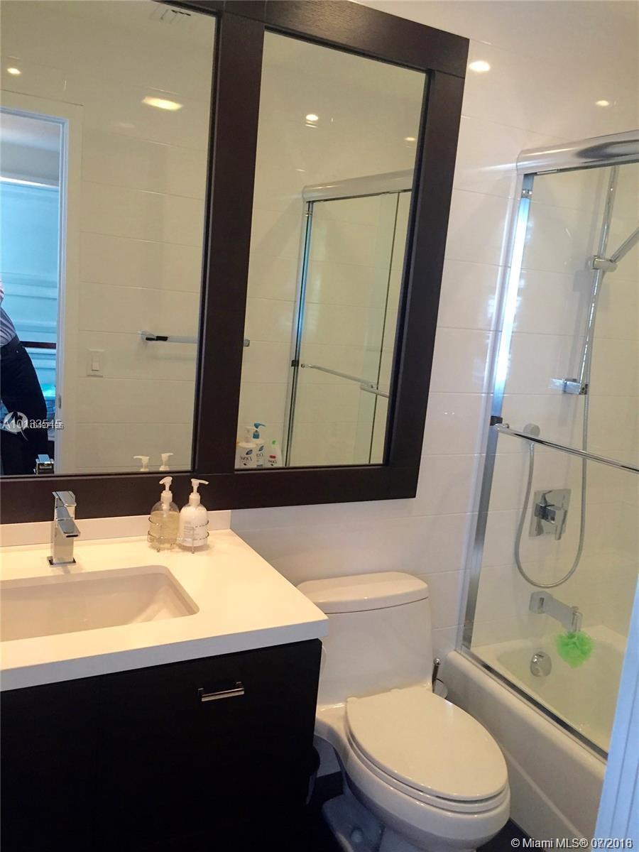 SHADYWOOD VILLAS - Residential