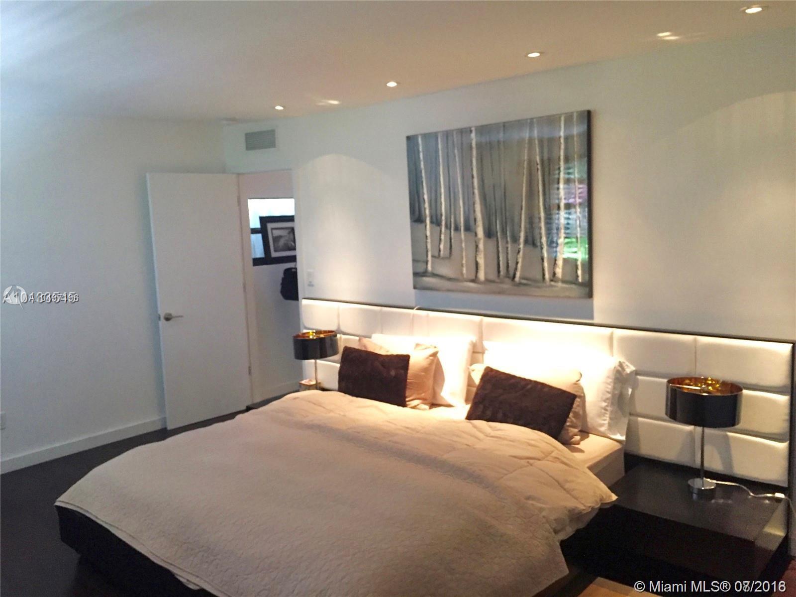 SHADYWOOD VILLAS - Residential