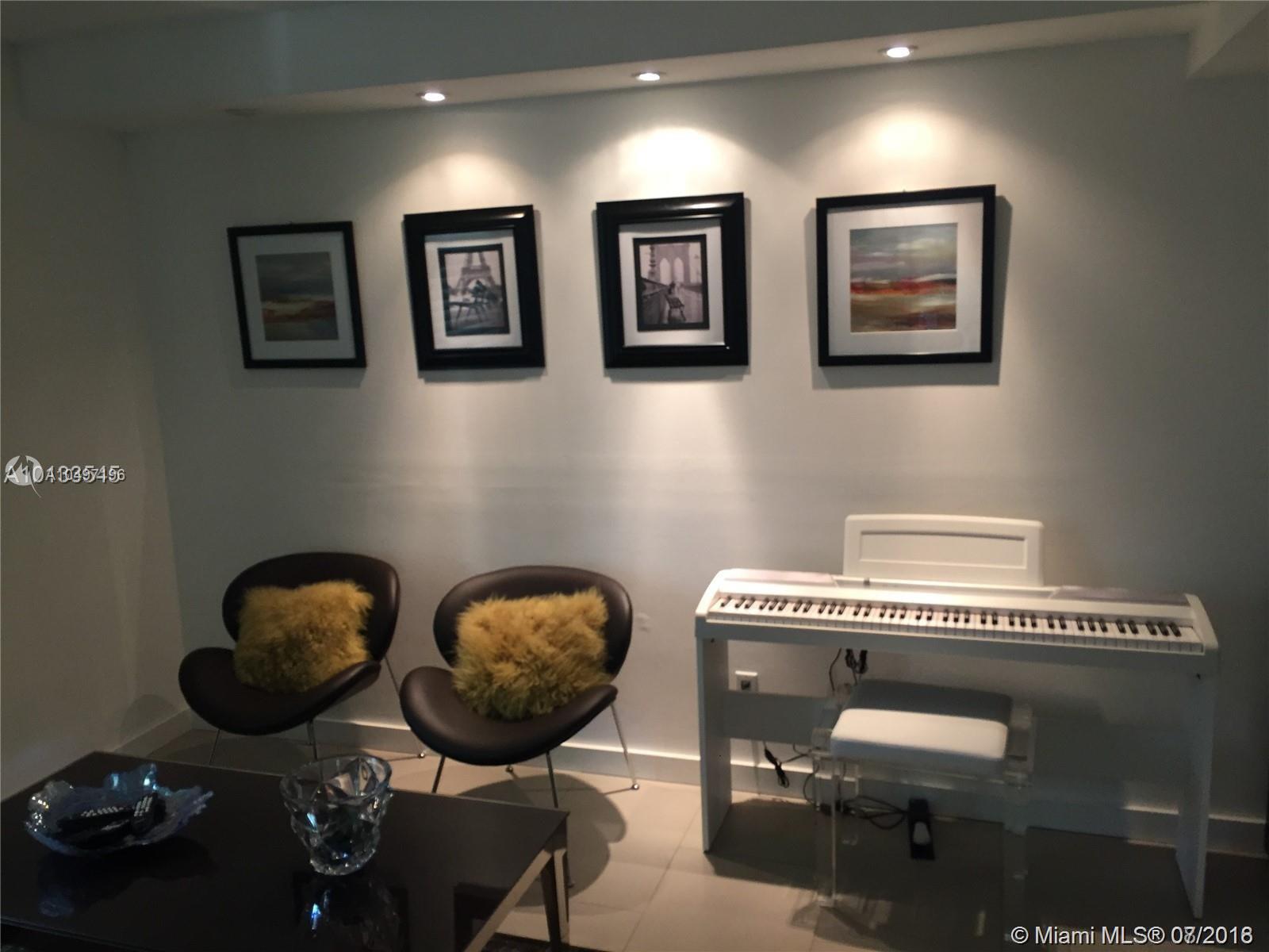 SHADYWOOD VILLAS - Residential