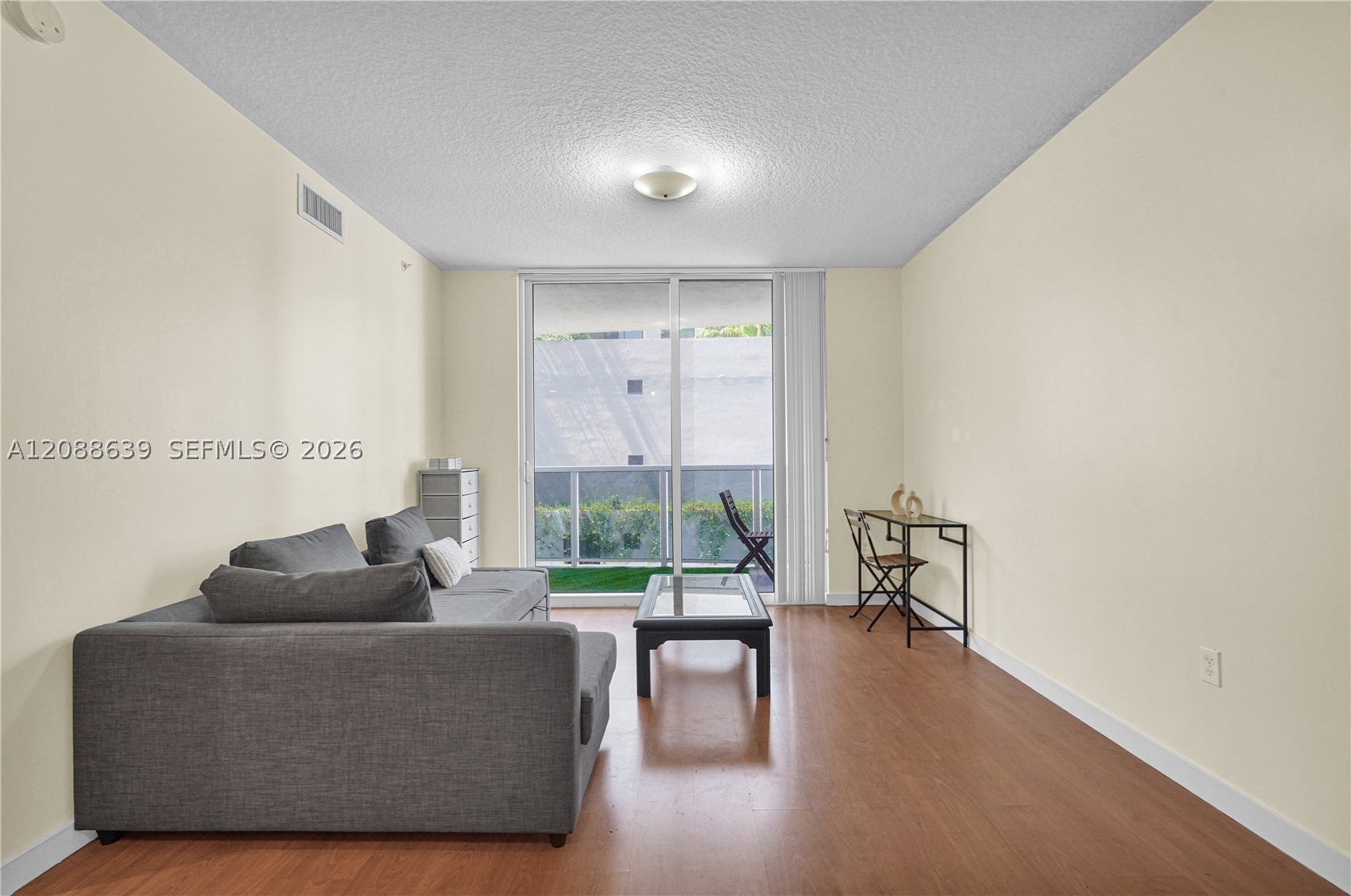 601 NE 23rd St 901