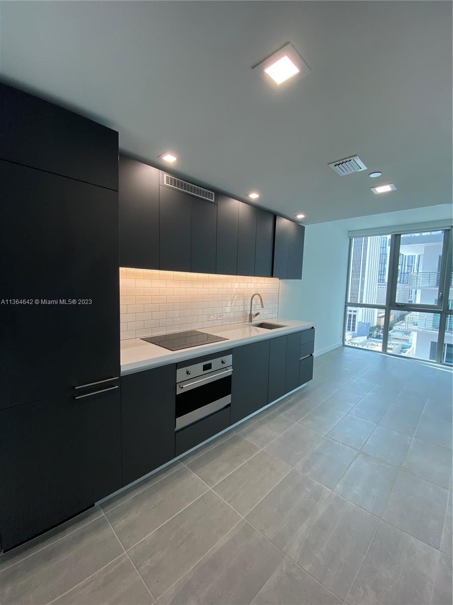 227 NE 2ND STREET CONDO - Residential Lease