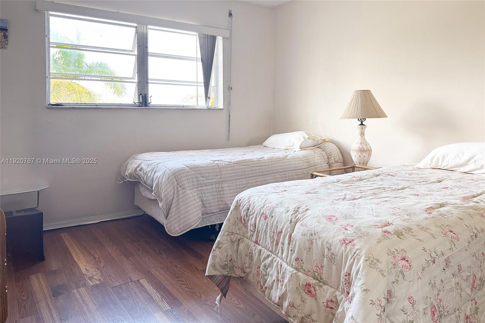 PARADISE VILLAS CONDO - Residential