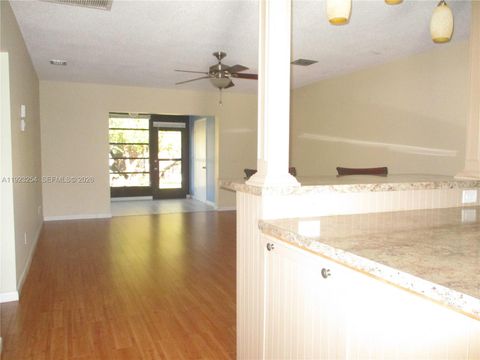 6531 SE Federal Hwy Q107 Stuart FL 34997