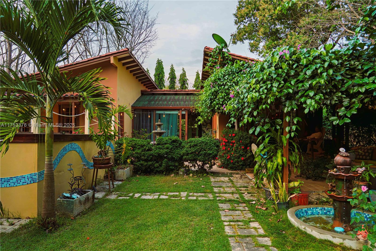 Listing image 1