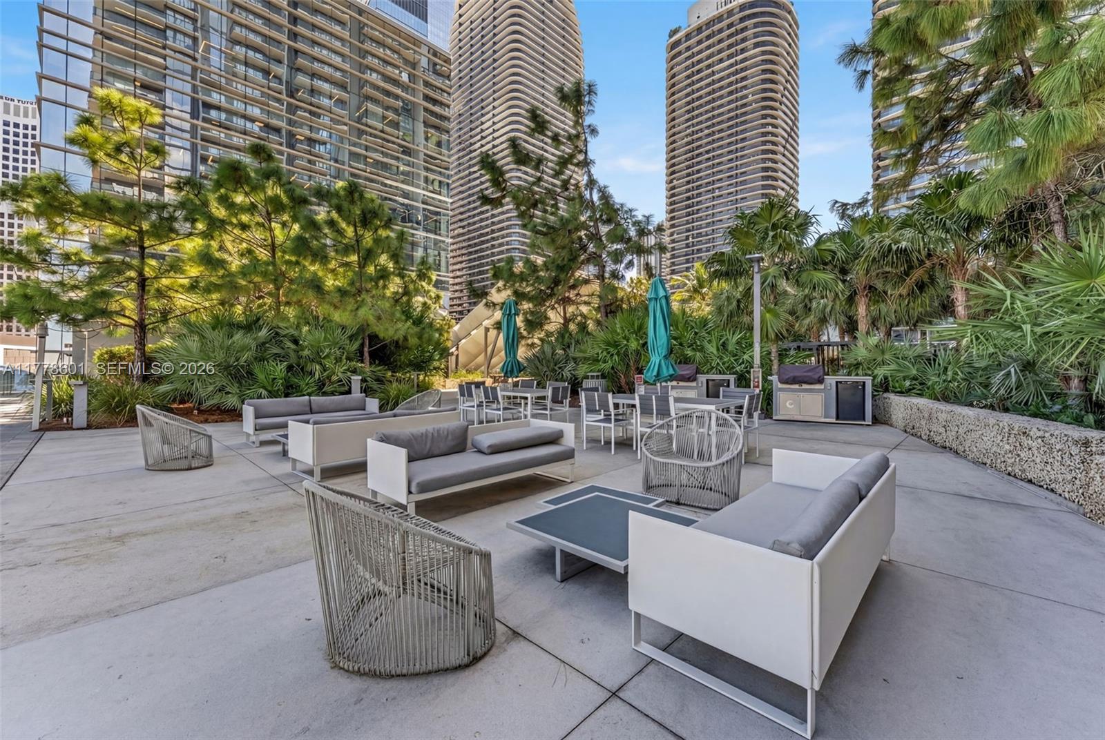 RISE CONDO - Residential