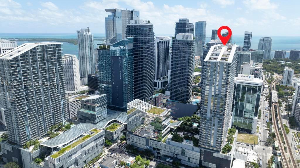 RISE CONDO - Residential