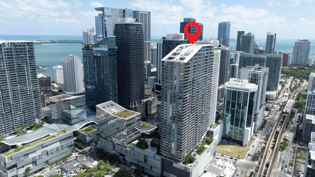 RISE CONDO - Residential