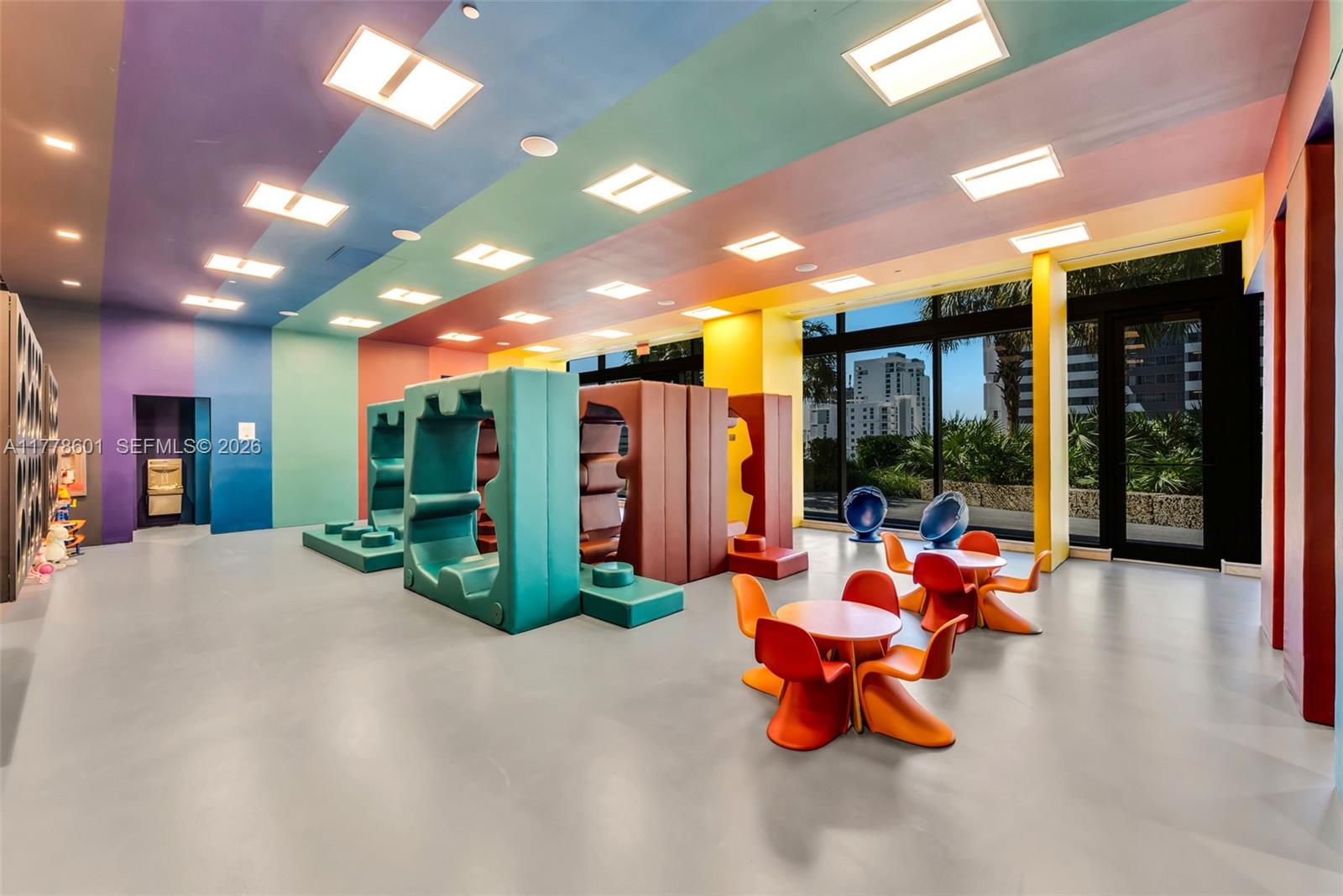 RISE CONDO - Residential