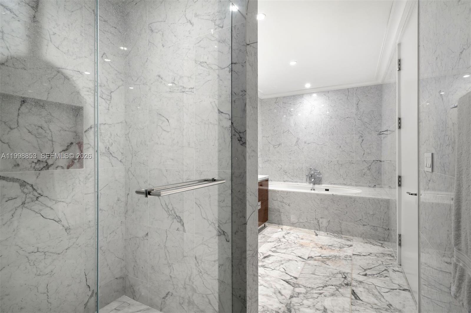 Ritz Carlton - Residential