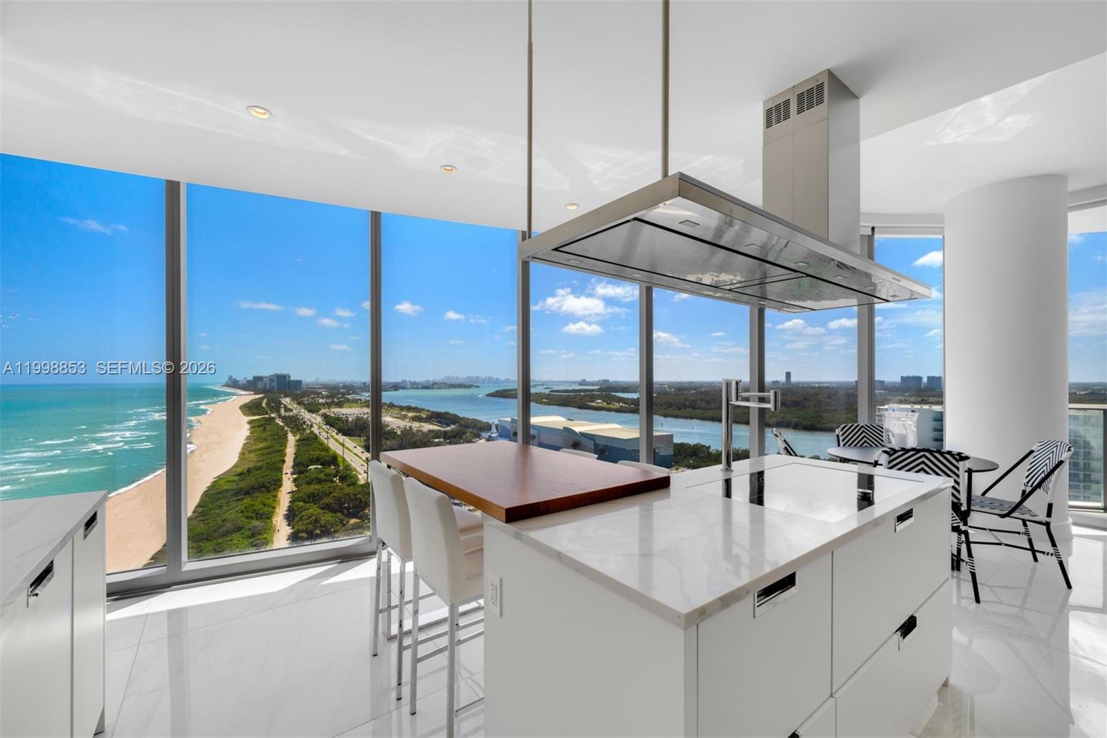 Ritz Carlton - Residential