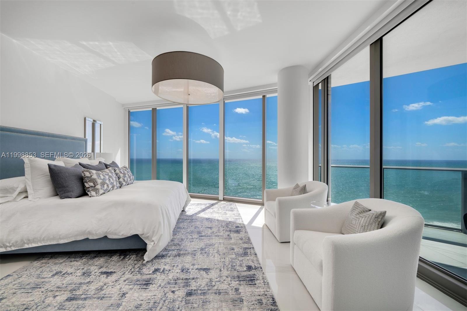 Ritz Carlton - Residential