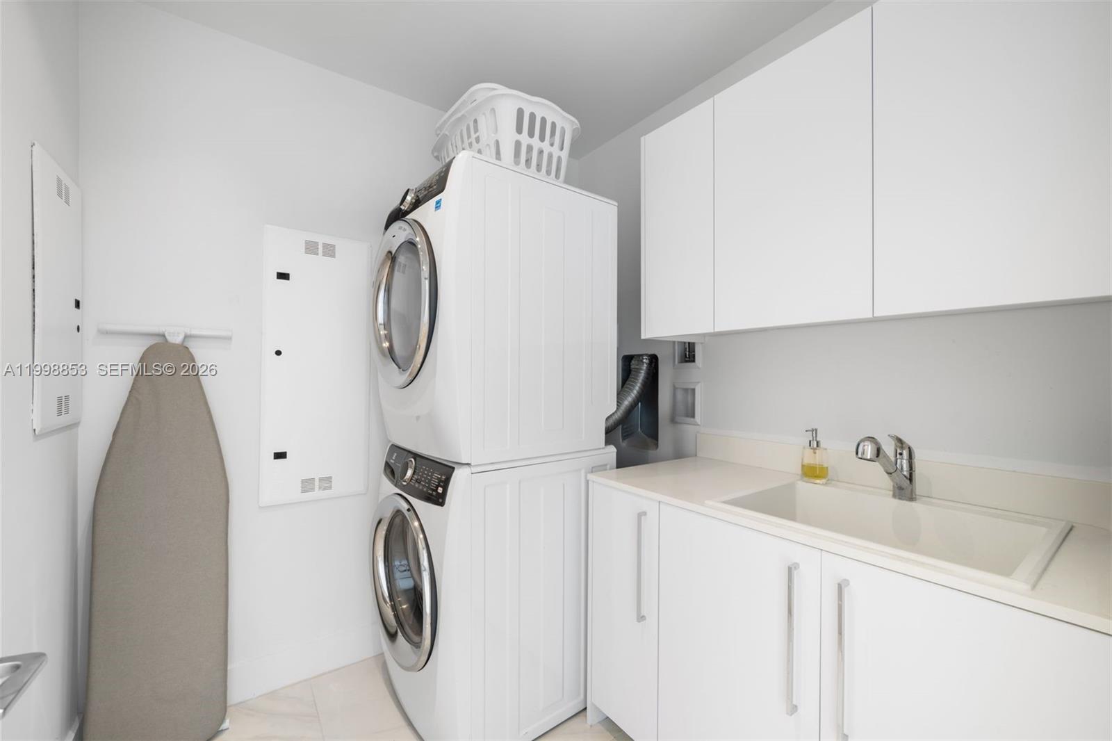 Ritz Carlton - Residential