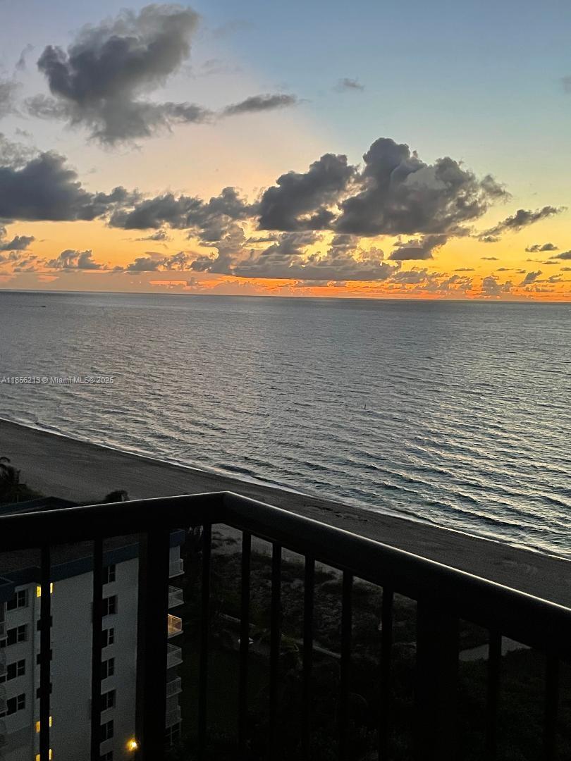 HAMPTON BEACH CLUB CONDO - Residential Lease